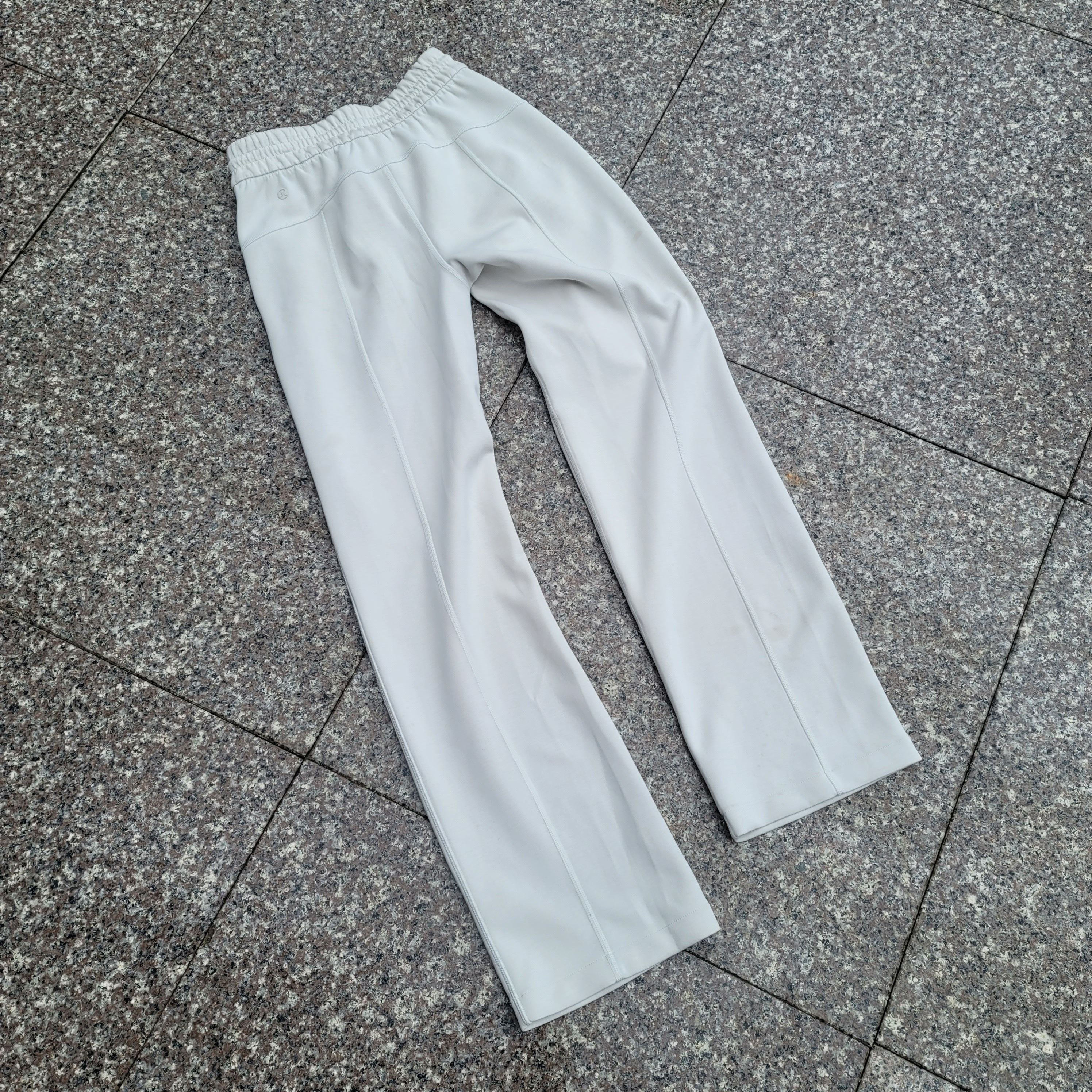 Lululemon Lululemon wide leg pants Size 27" / US 4 / IT 40 - 4 Thumbnail