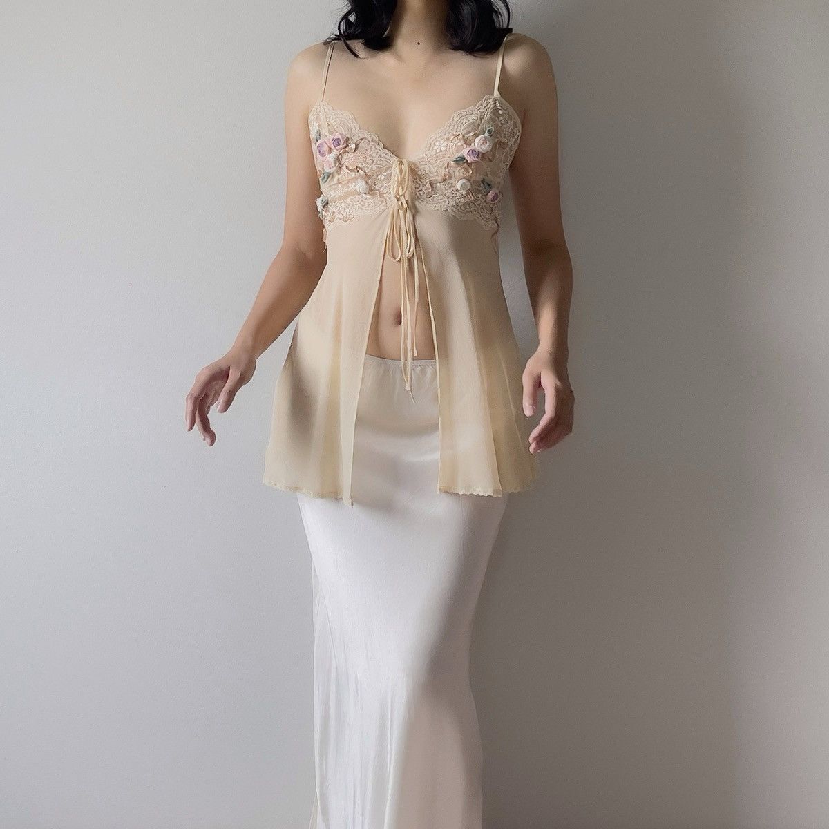 Victoria's Secret Victoria’s Secret Cream Silk Chiffon Camisole (S) Size S / US 4 / IT 40 - 6 Thumbnail