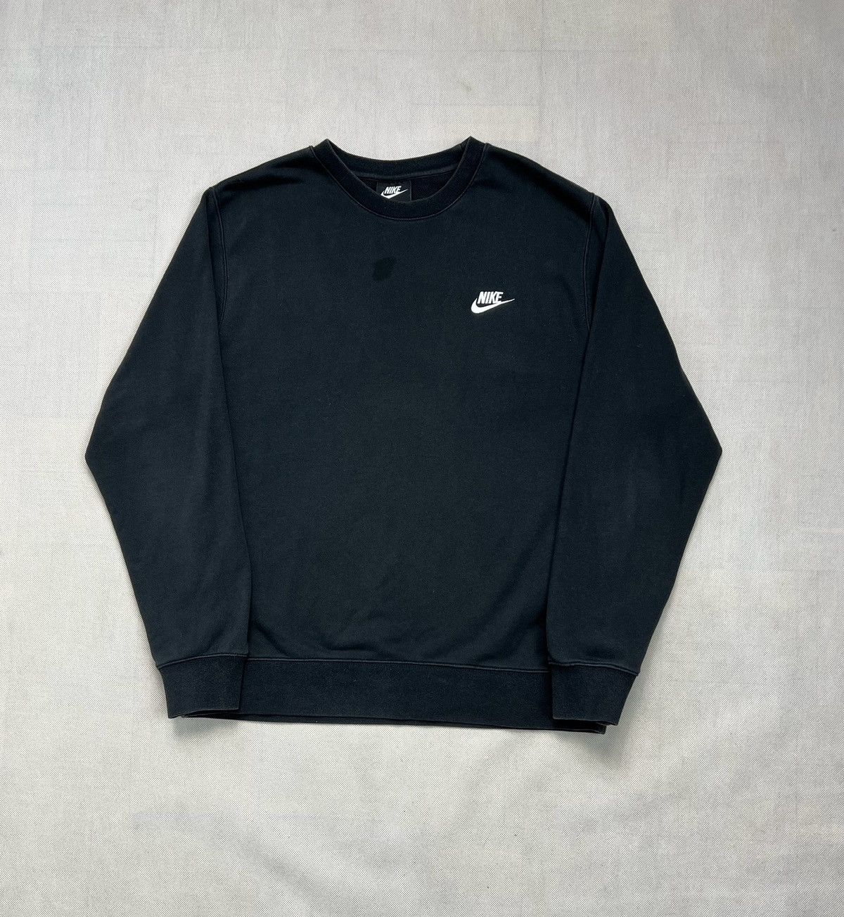 Nike Sweatshirt Nike black crewneck Size US L / EU 52-54 / 3 - 1 Thumbnail