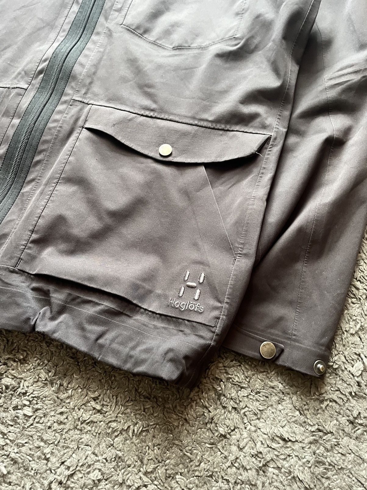 Haglofs Haglofs Light Jacket Gorpcore Outdoor Streetwear Logo Rare Size US L / EU 52-54 / 3 - 3 Thumbnail
