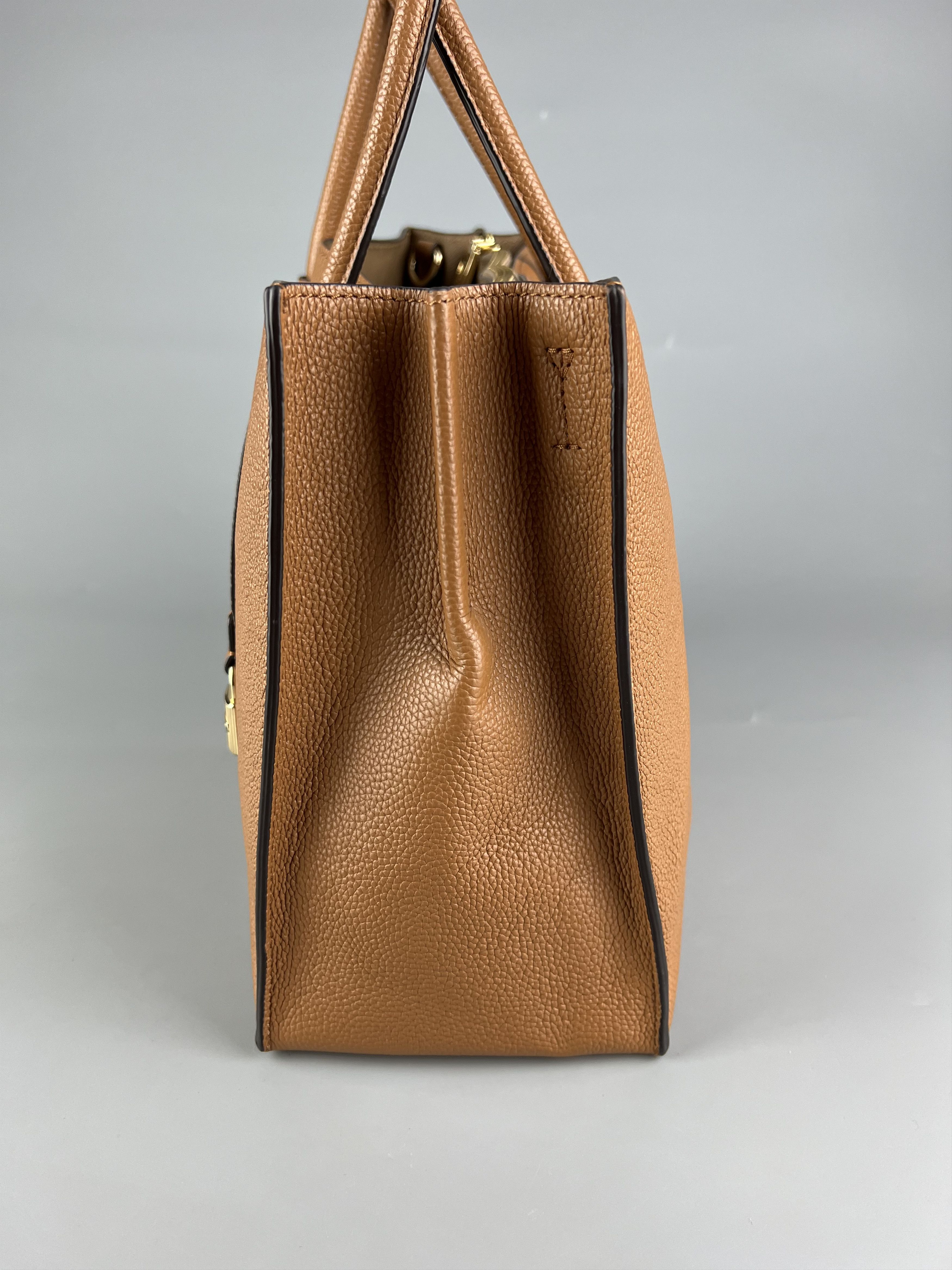 Michael Kors Michael Kors Brown Leather Shoulder Bag Handbag Size ONE SIZE - 3 Thumbnail