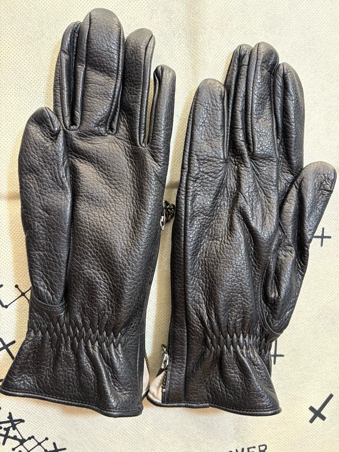 Jean Paul Gaultier Jean Paul Gaultier 90s Bull Embroidered Chain Gloves Size ONE SIZE - 2 Thumbnail
