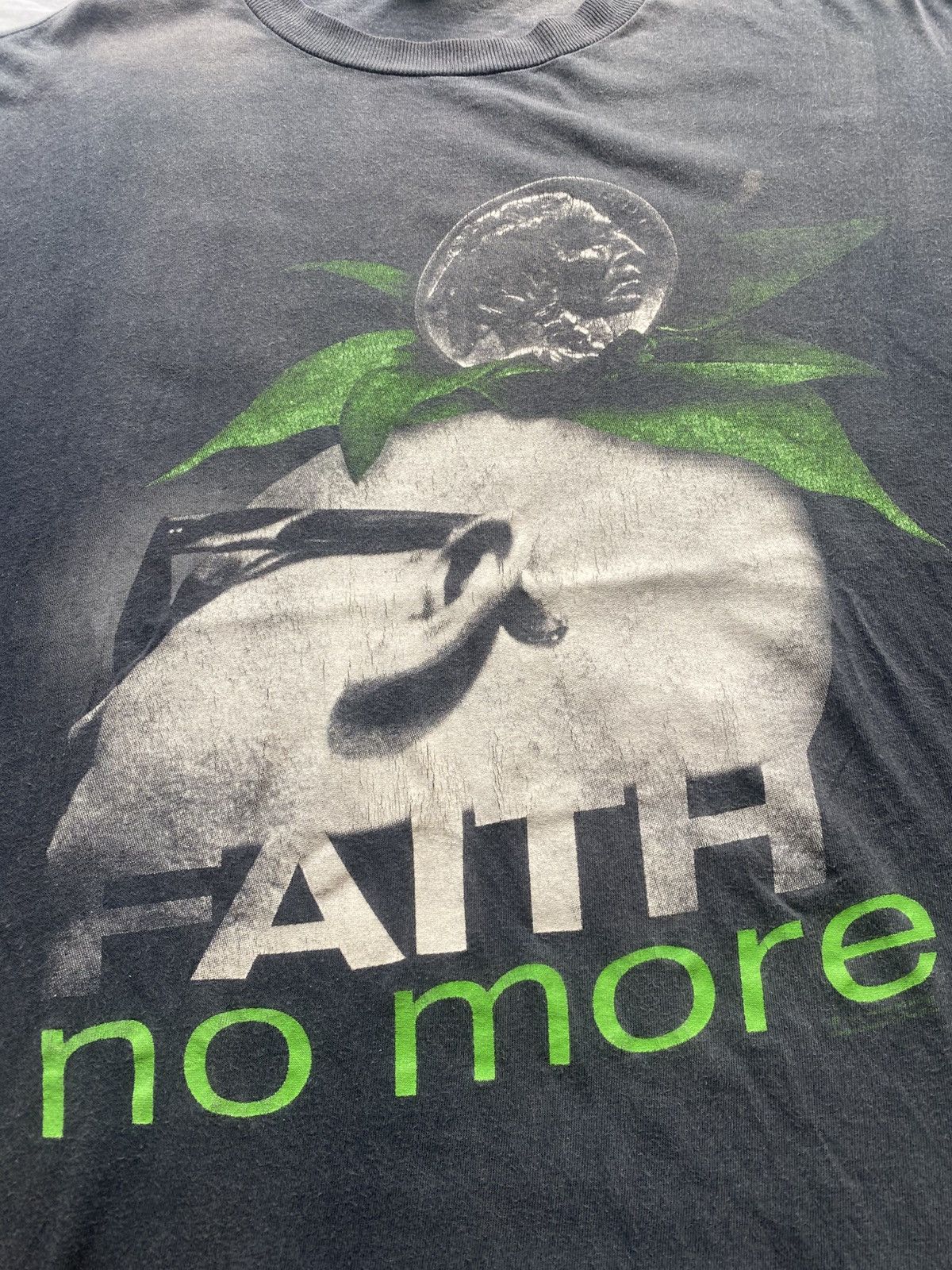 Band Tees Vintage Band Faith no More Touring On Angle Dust Brockum Tag Size US XL / EU 56 / 4 - 5 Thumbnail