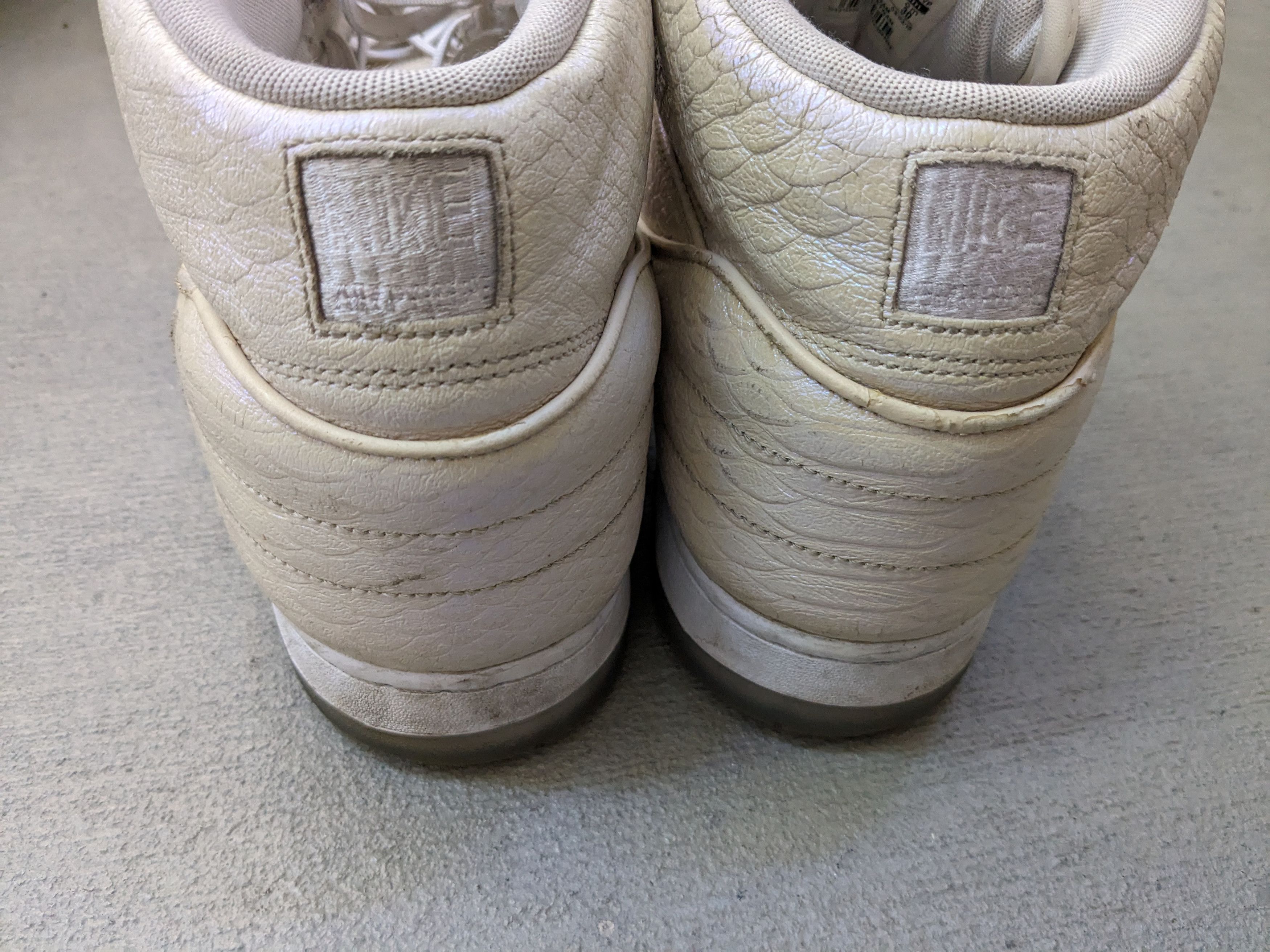 Jordan Brand × Nike Nike Air Python Premium Deluxe Pearl White 705066-101 Size US 12 / EU 45 - 14 Thumbnail