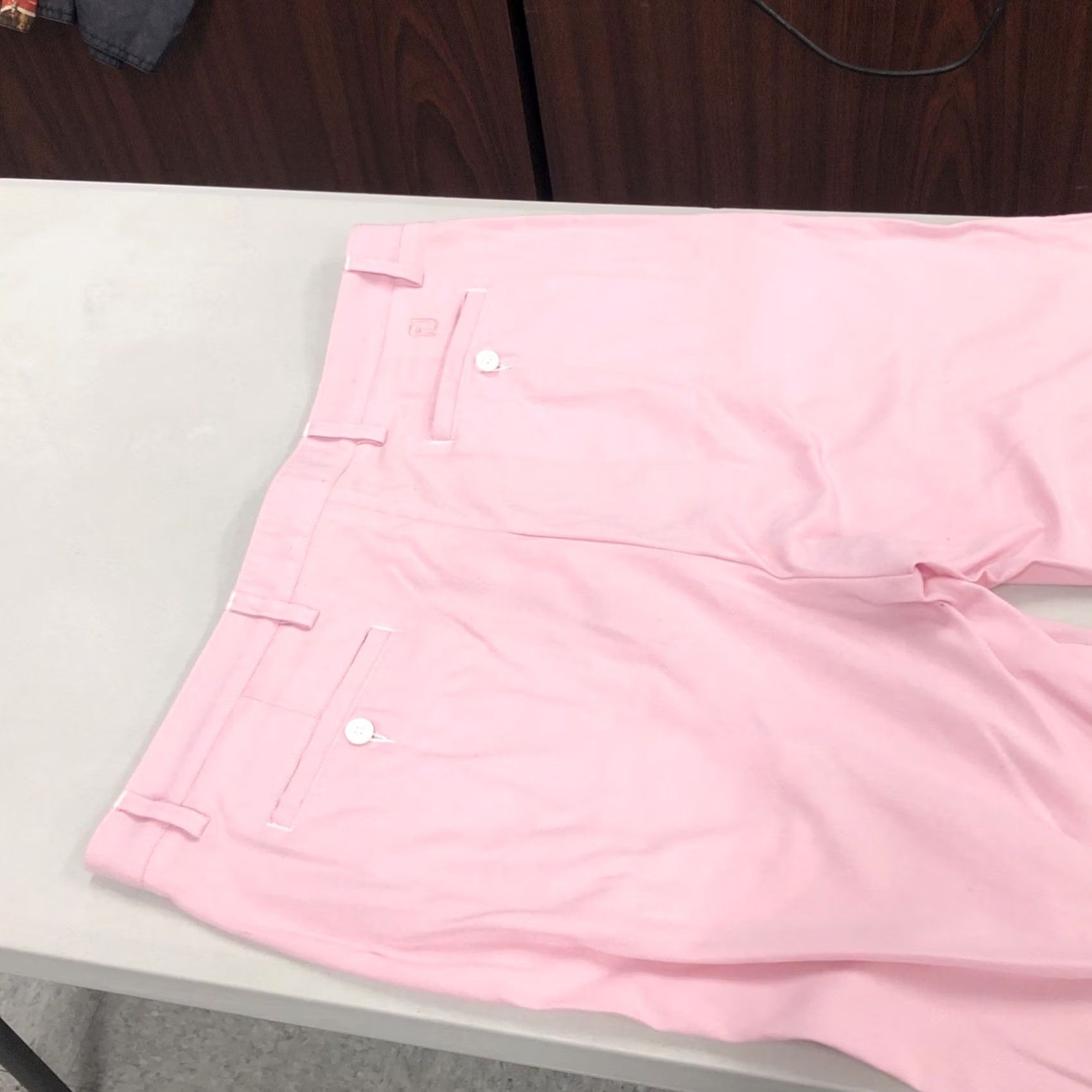 Footjoy FootJoy Shorts Men 40 Pink Chino Button Belt Loops 11in Knit Breathable Pockets Regular URL? Size US 40 / EU 56 - 3 Thumbnail