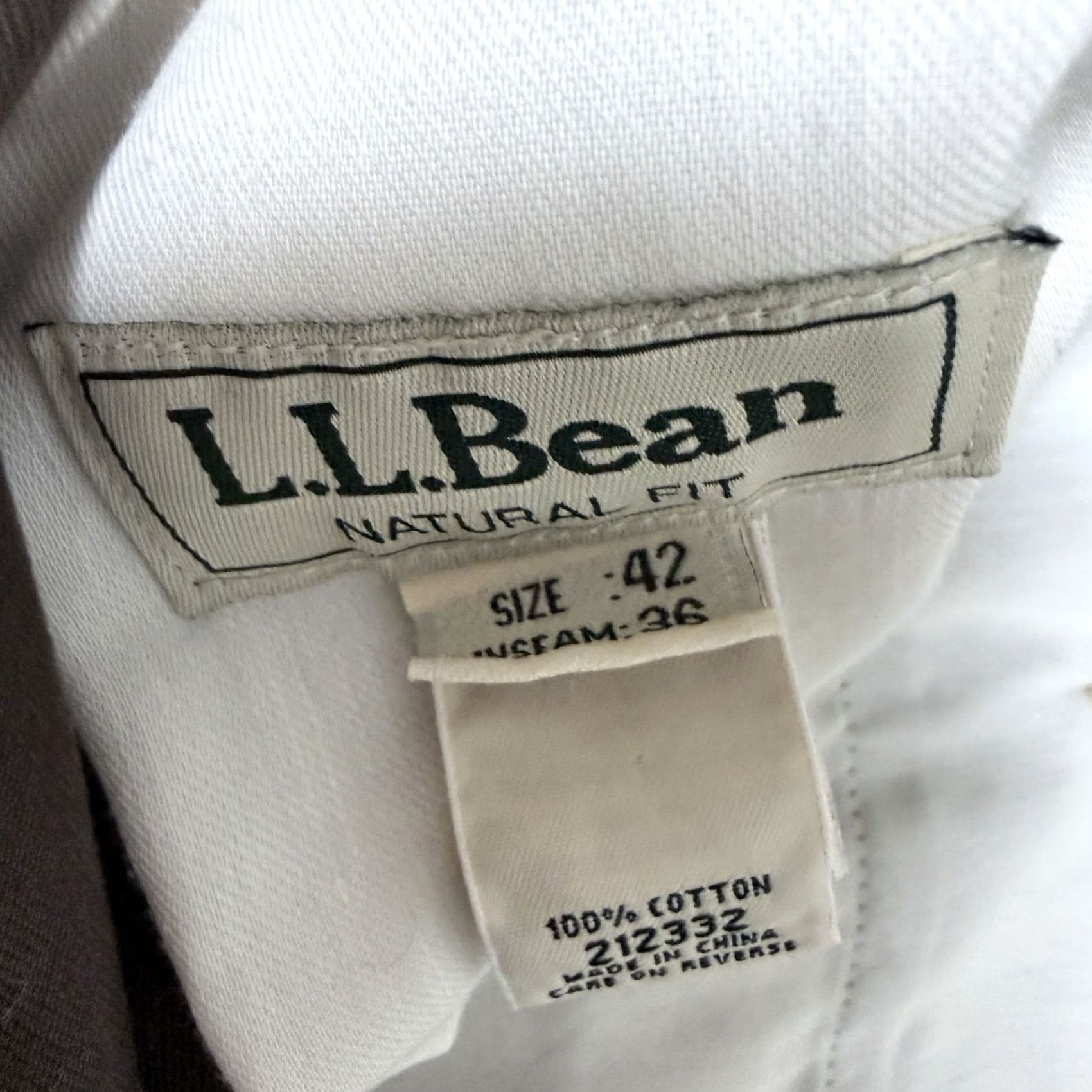 Vintage L.L.Bean Natural Fit Casual Dress Pants Men's Size 42x36 Brown Regular Rise 13.25" Inseam 36" Cotton Zip Front Front Flat Front Pockets Slim Straight Size US 42 / EU 58 - 7 Thumbnail