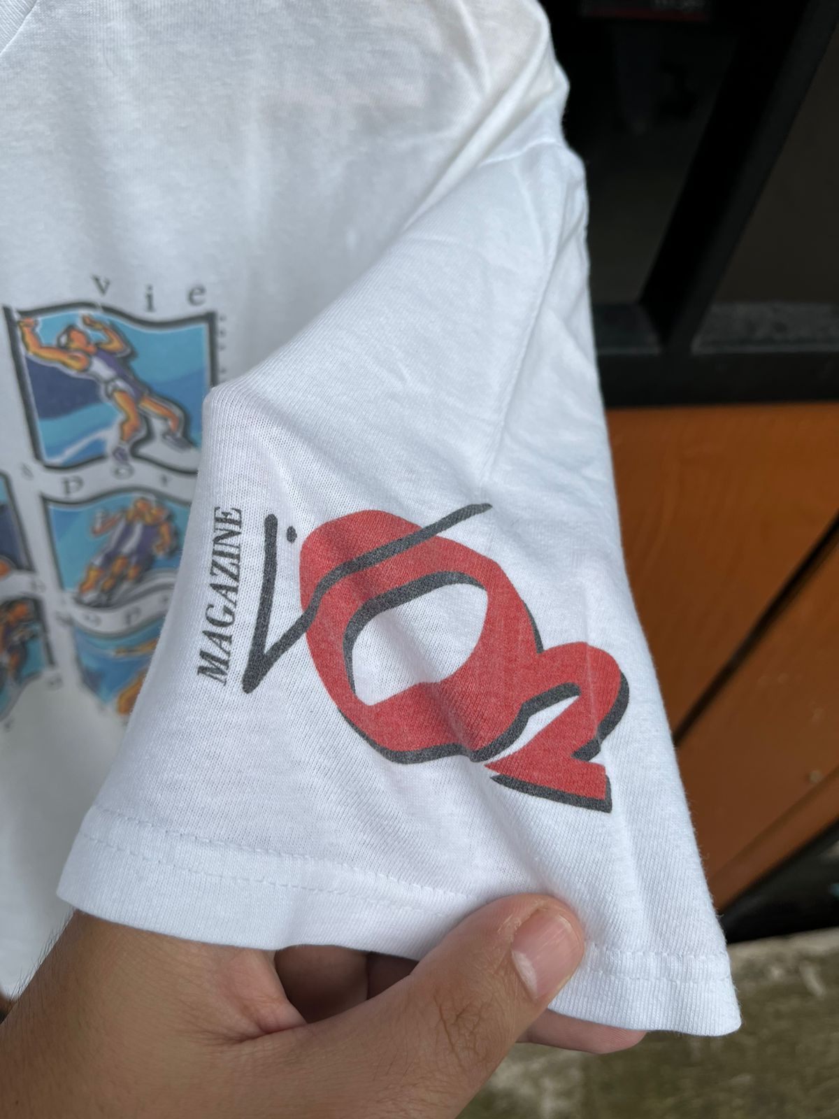 Vintage vintage VO2 magazine dopping awareness olympics tee tshirt Size US L / EU 52-54 / 3 - 7 Thumbnail