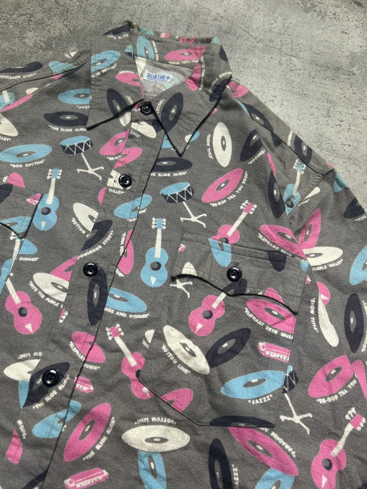 Sugar Cane 2000s Sugar Cane Guitar and Disc Print Motif Shirt Size US XL / EU 56 / 4 - 2 Thumbnail