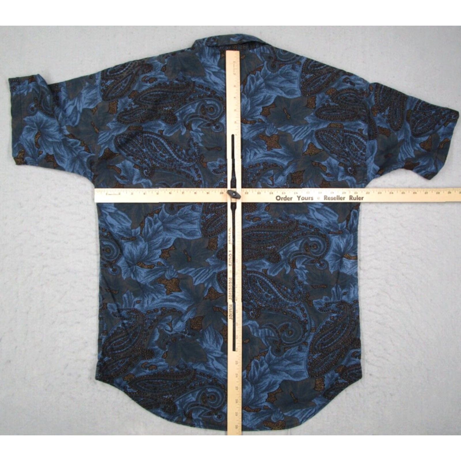 Vintage VINTAGE Triumph of California Shirt Men M Blue Paisley Button Up Made in US Size US M / EU 48-50 / 2 - 5 Thumbnail