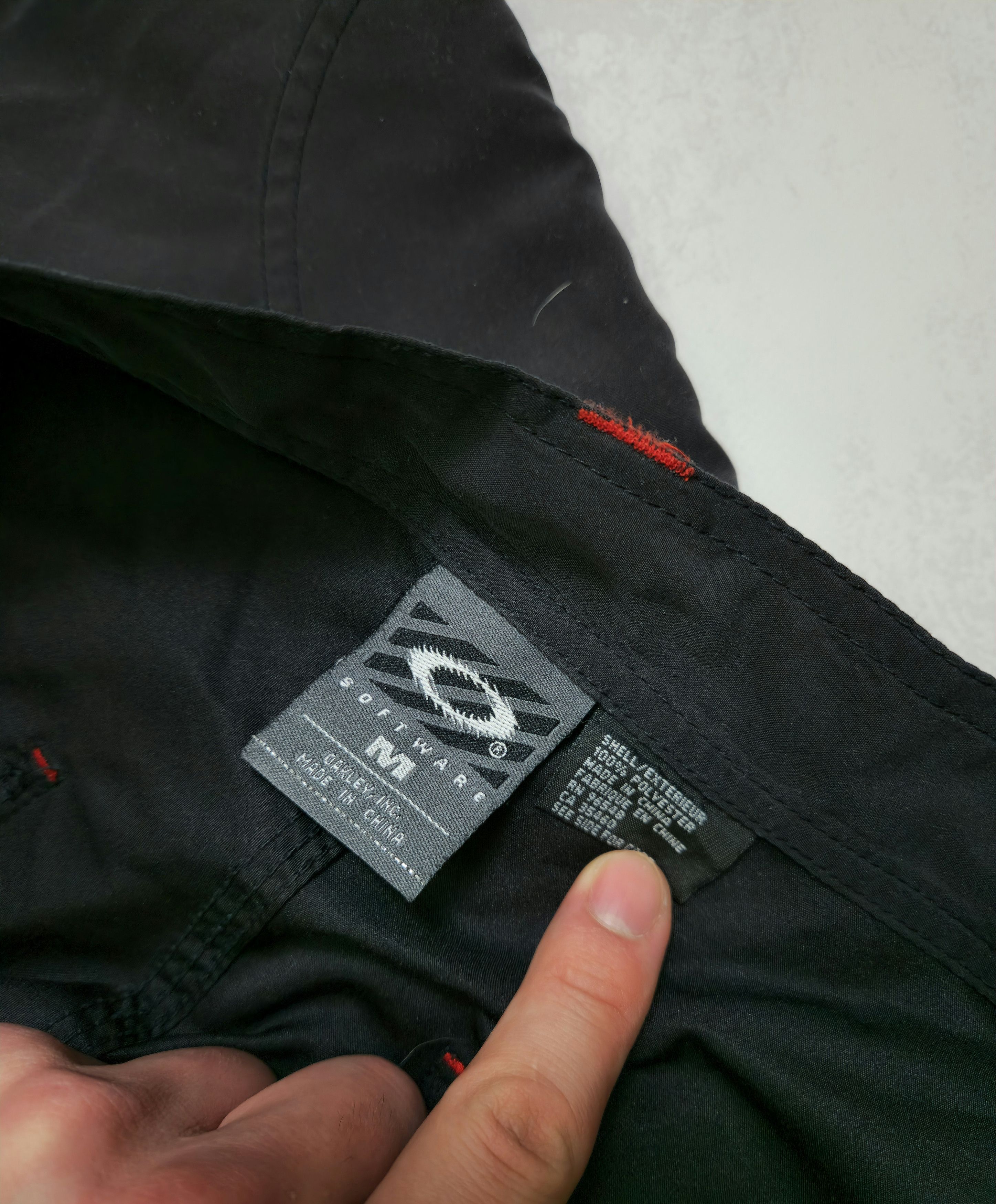 Oakley Vintage Oakley Software Vented Technical Shorts Cargo Size US 32 / EU 48 - 9 Thumbnail