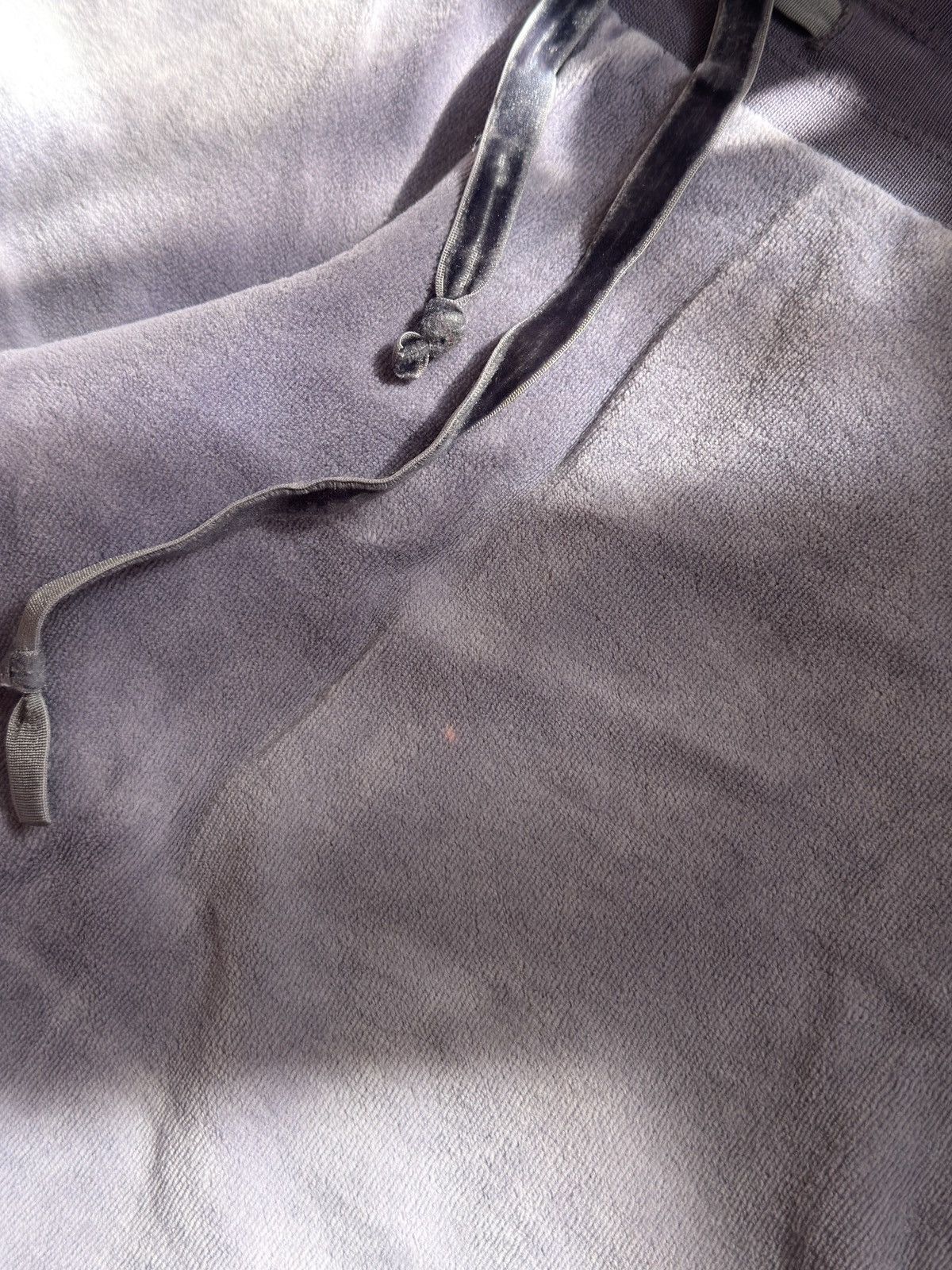 Adidas VINTAGE ADIDAS VELOUR 2000s SWEATPANTS Size 25" / US 0 / IT 36 - 8 Thumbnail