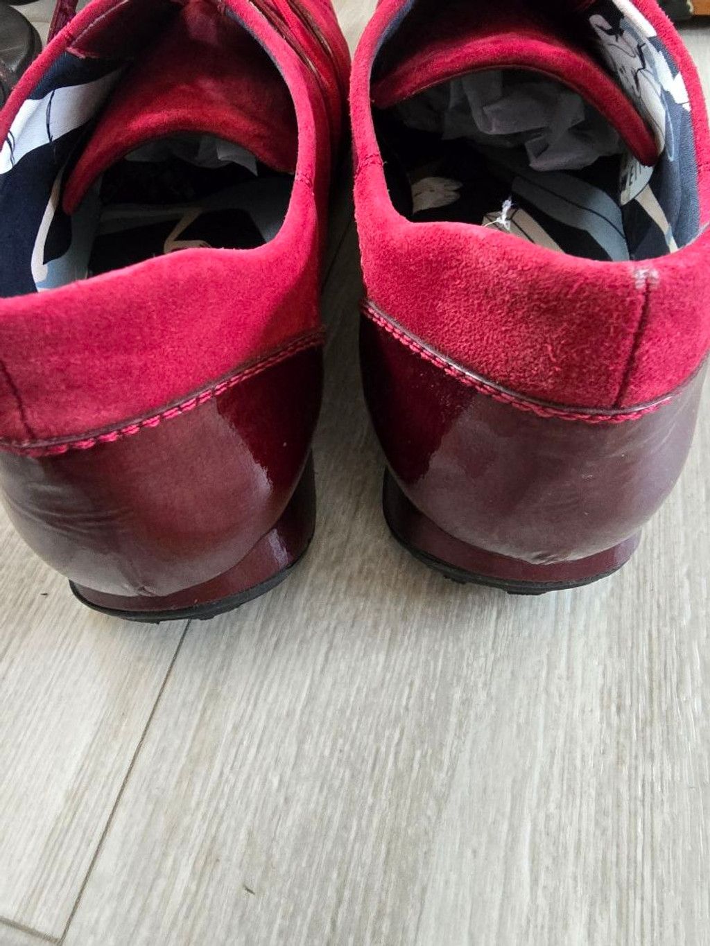 Stuart Weitzman Women's Stuart Weitzman Red Suede Sneakers Size 8.5 Size US 8.5 / IT 38.5 - 5 Thumbnail