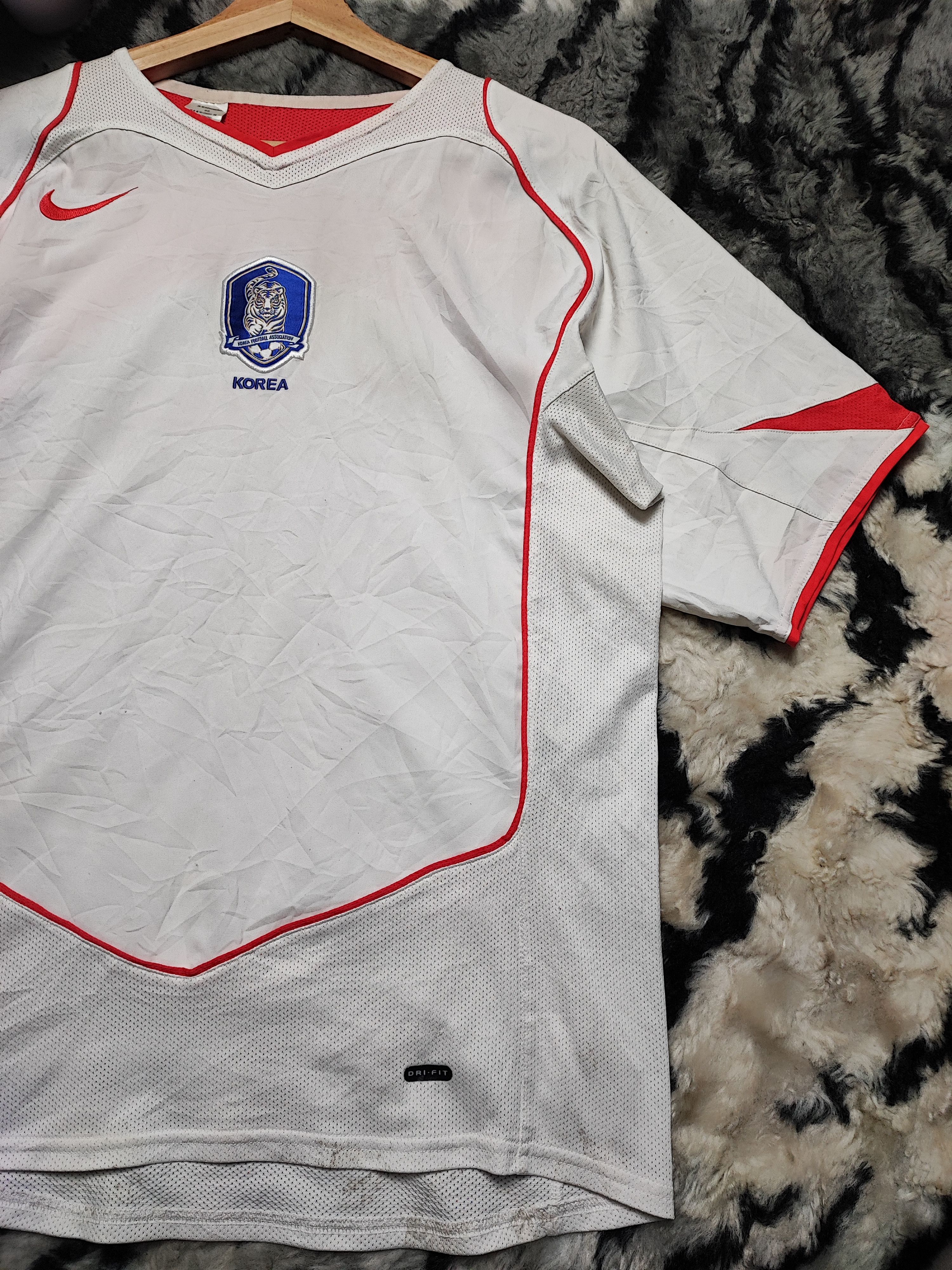 Nike Vintage Korea x Nike Away Jersey 2004 Size US M / EU 48-50 / 2 - 4 Thumbnail