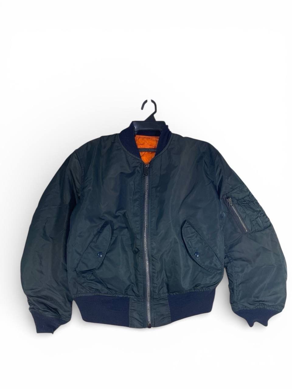 Alpha Industries Vintage 80s ma-1 alpha industries flight jacket size M Size US M / EU 48-50 / 2 - 1 Thumbnail