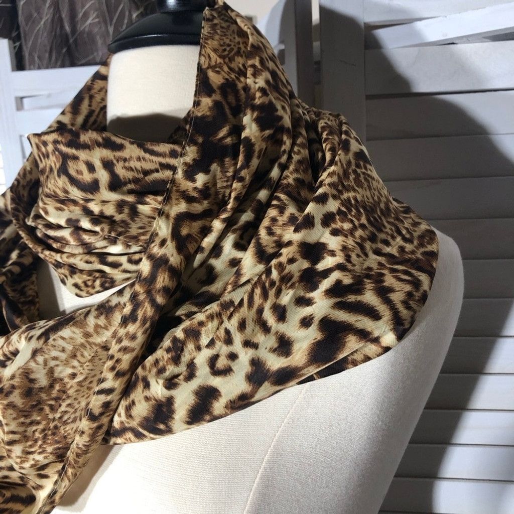 H&M Infinity Loop Scarf Animal Print Cheetah Soft Brown/Beige Size ONE SIZE - 4 Thumbnail