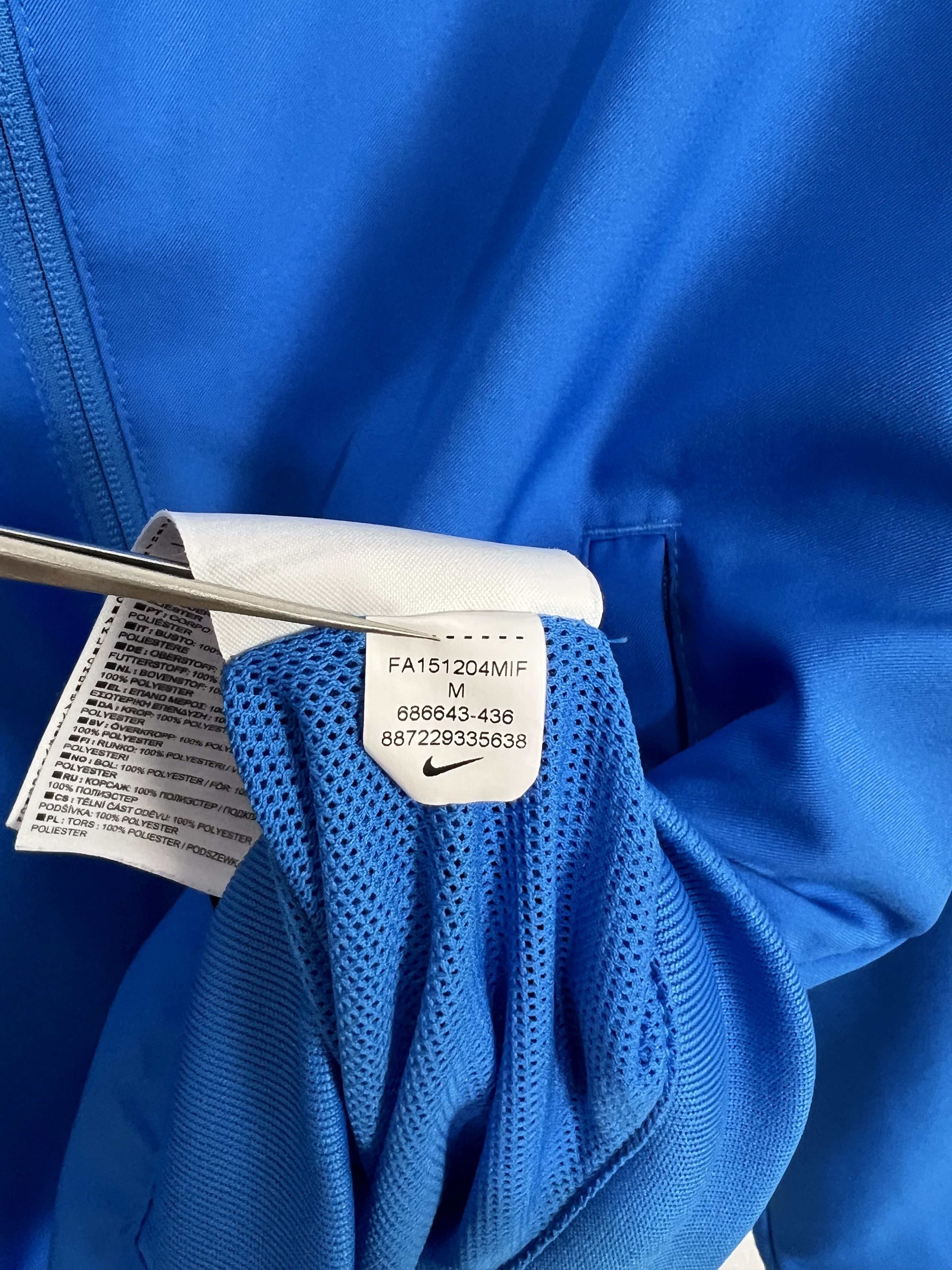 Nike Vintage Nike FC Barcelona Football Blue Train Jacket Soccer Size US M / EU 48-50 / 2 - 14 Thumbnail