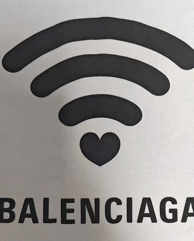 Balenciaga Balenciaga 24ss love wifi old short-sleeved T-shirt 2502-Ne Size US XS / EU 42 / 0 - 3 Thumbnail