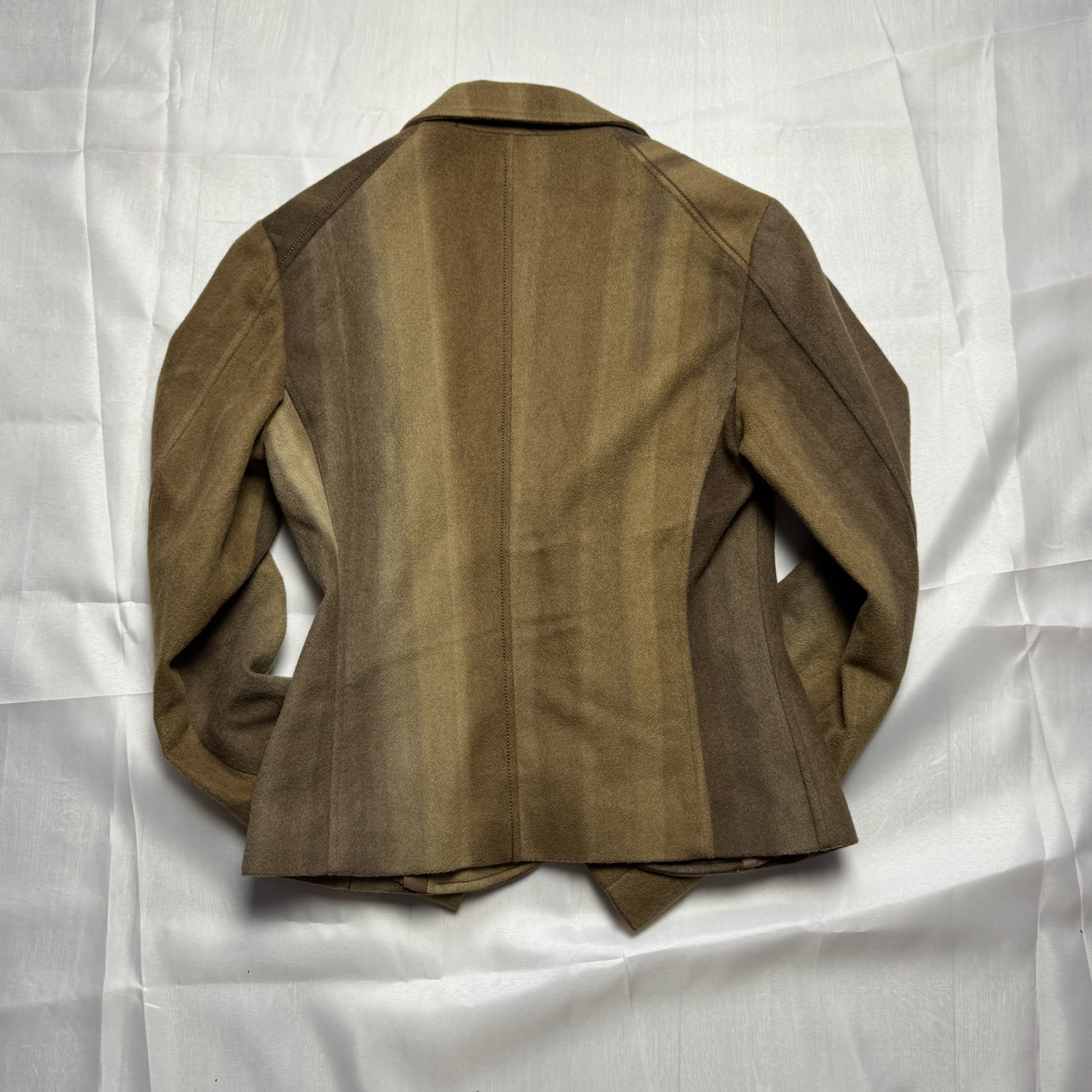 Gianfranco Ferre Vintage Gianfranco Ferre Blazer 28/42 Like New Size M / US 6-8 / IT 42-44 - 4 Thumbnail