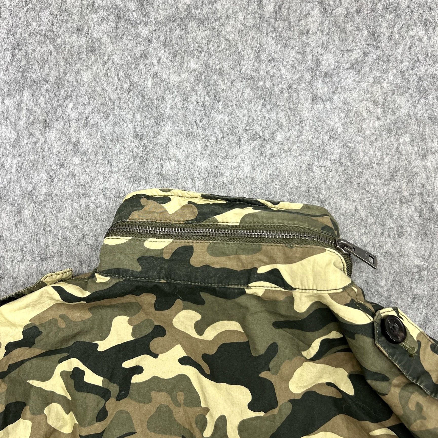Levi's VINTAGE Levi's Jacket Womens S Camouflage Military Field Full Zip Pockets M-65 Size S / US 4 / IT 40 - 7 Thumbnail