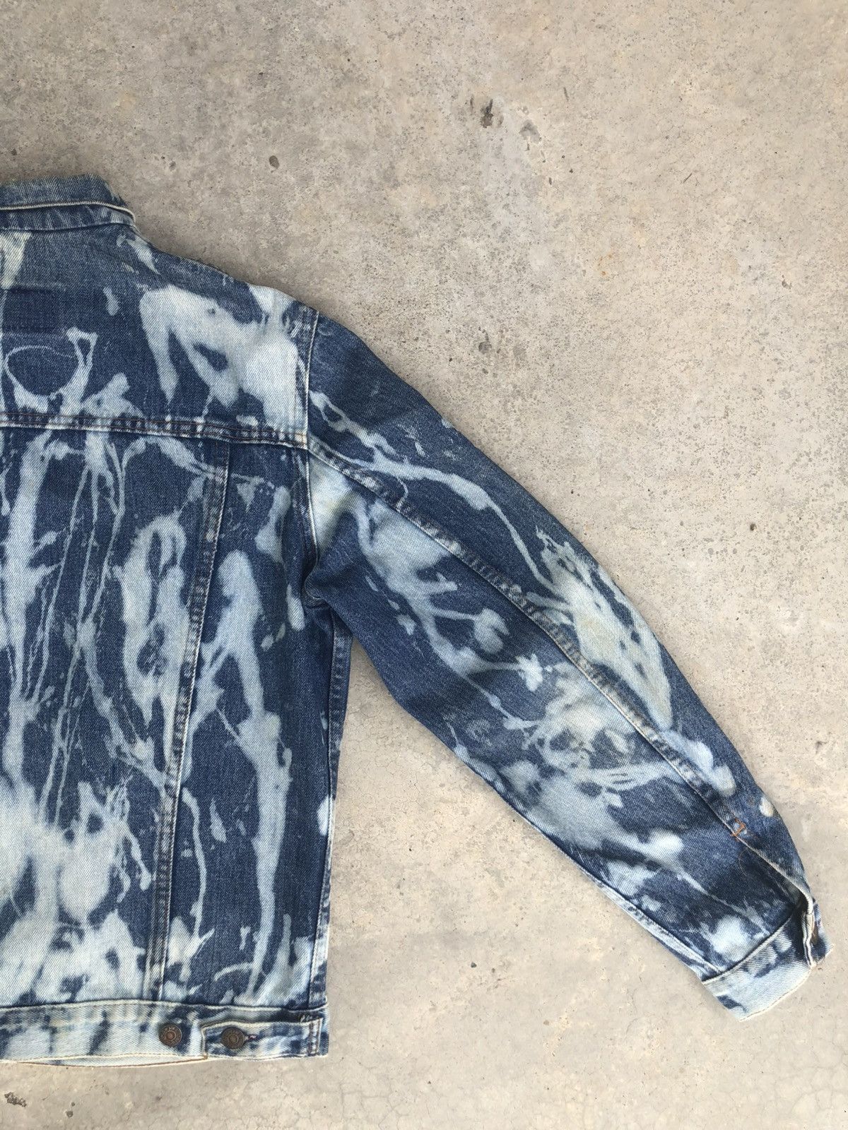 Levi's Vintage 80’s Levi’s Acid Wash Denim Jacket Distressed Denim Size US L / EU 52-54 / 3 - 8 Thumbnail