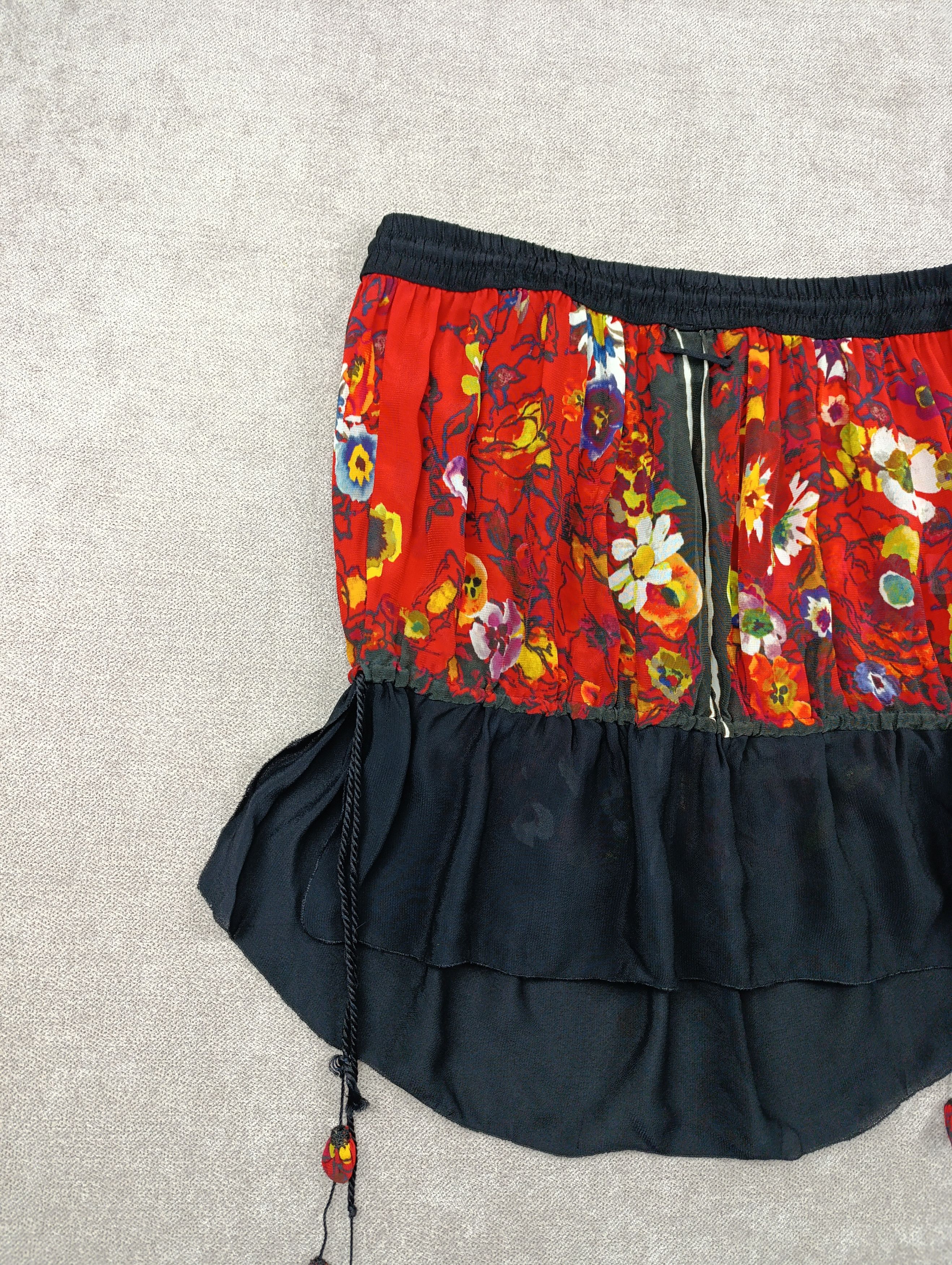 Jean Paul Gaultier Jean Paul Gaultier Femme vintage rayon/silk flora mini skirt Size 28" / US 6 / IT 42 - 14 Thumbnail