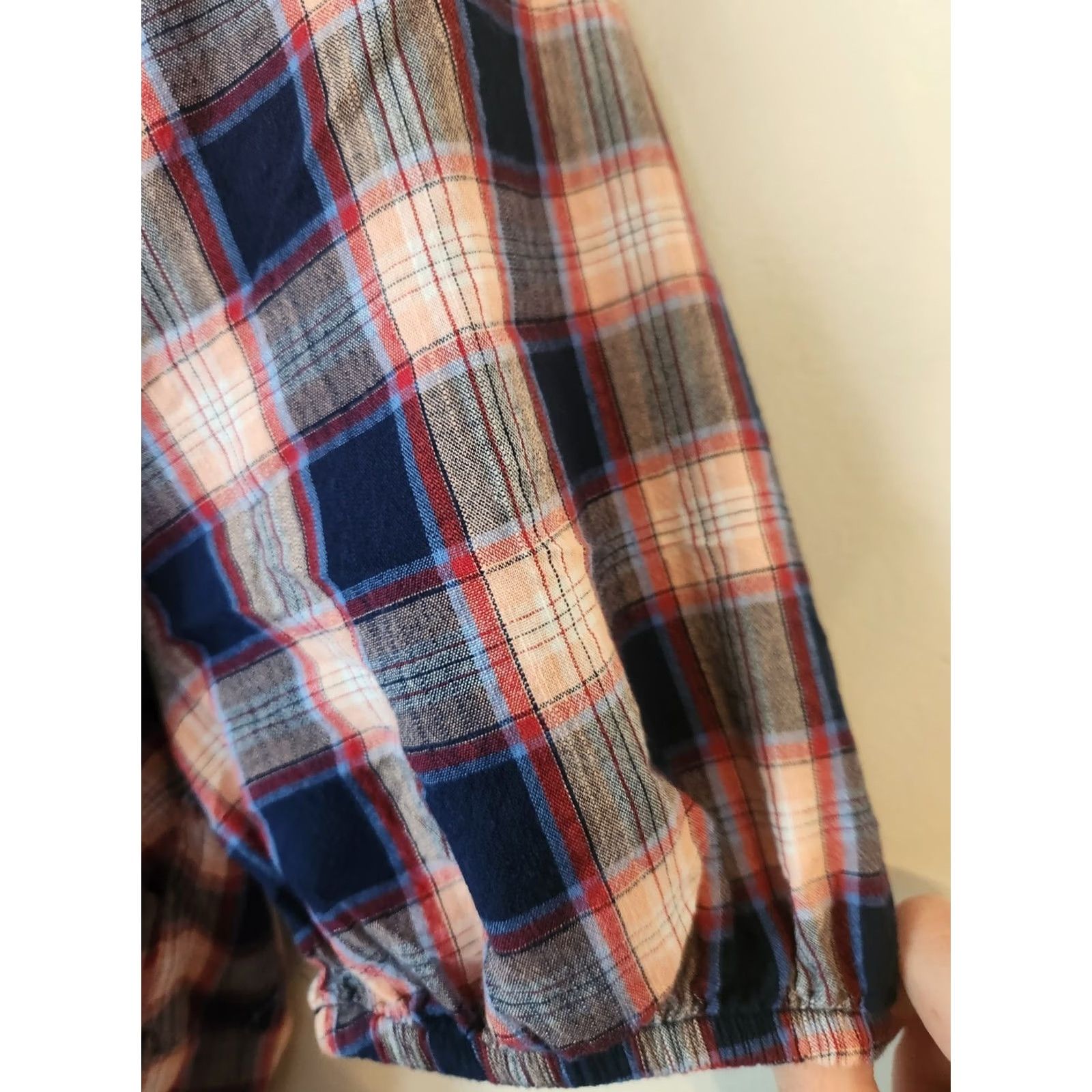 Vintage St. John's Bay Blouse Puff Sleeve Plaid Red Beige Navy Blue 0X Women Size XL / US 12-14 / IT 48-50 - 3 Thumbnail