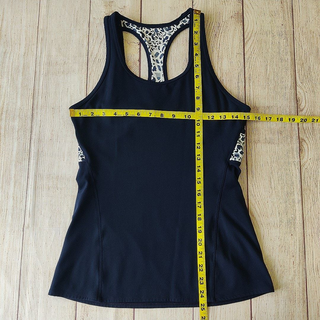 Athleta Mix Inversion navy & white cheetah print athletic tank top Size XS / US 0-2 / IT 36-38 - 6 Thumbnail