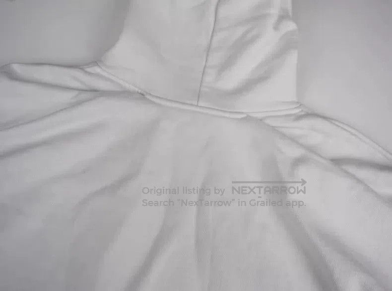 Balenciaga Balenciaga White Painted Logo Hoodie Size L Size US L / EU 52-54 / 3 - 6 Thumbnail
