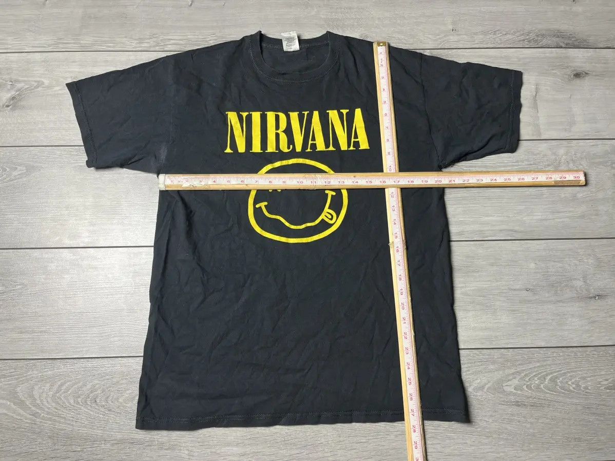 Nirvana Nirvana Tshirt smile tee rock band size Large Size US L / EU 52-54 / 3 - 6 Thumbnail