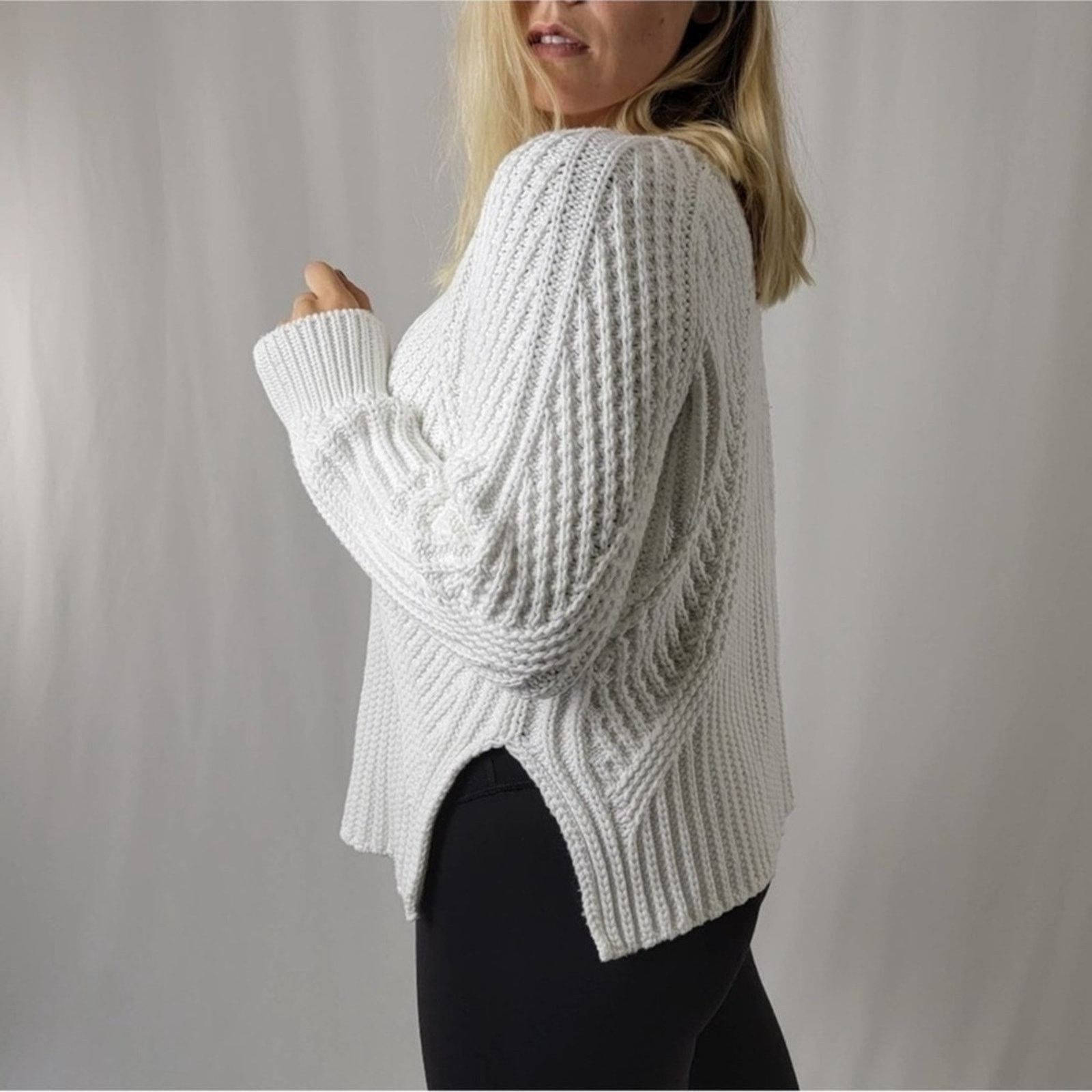 Vince Vince Cable Knit Fiaherman’s Sweater Size M / US 6-8 / IT 42-44 - 8 Thumbnail