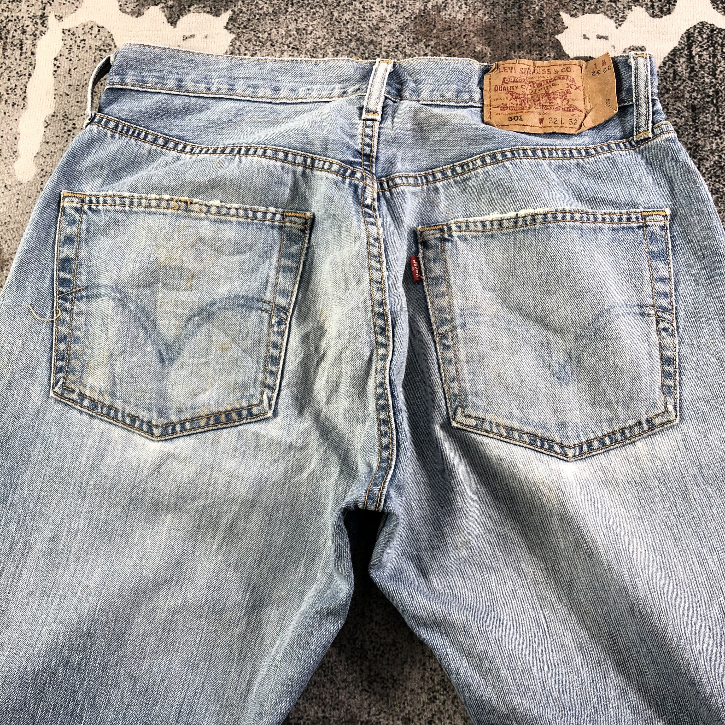 Levi's Vintage Levis 501 Jeans Medium Wash Denim KJ2137 Size US 32 / EU 48 - 4 Thumbnail