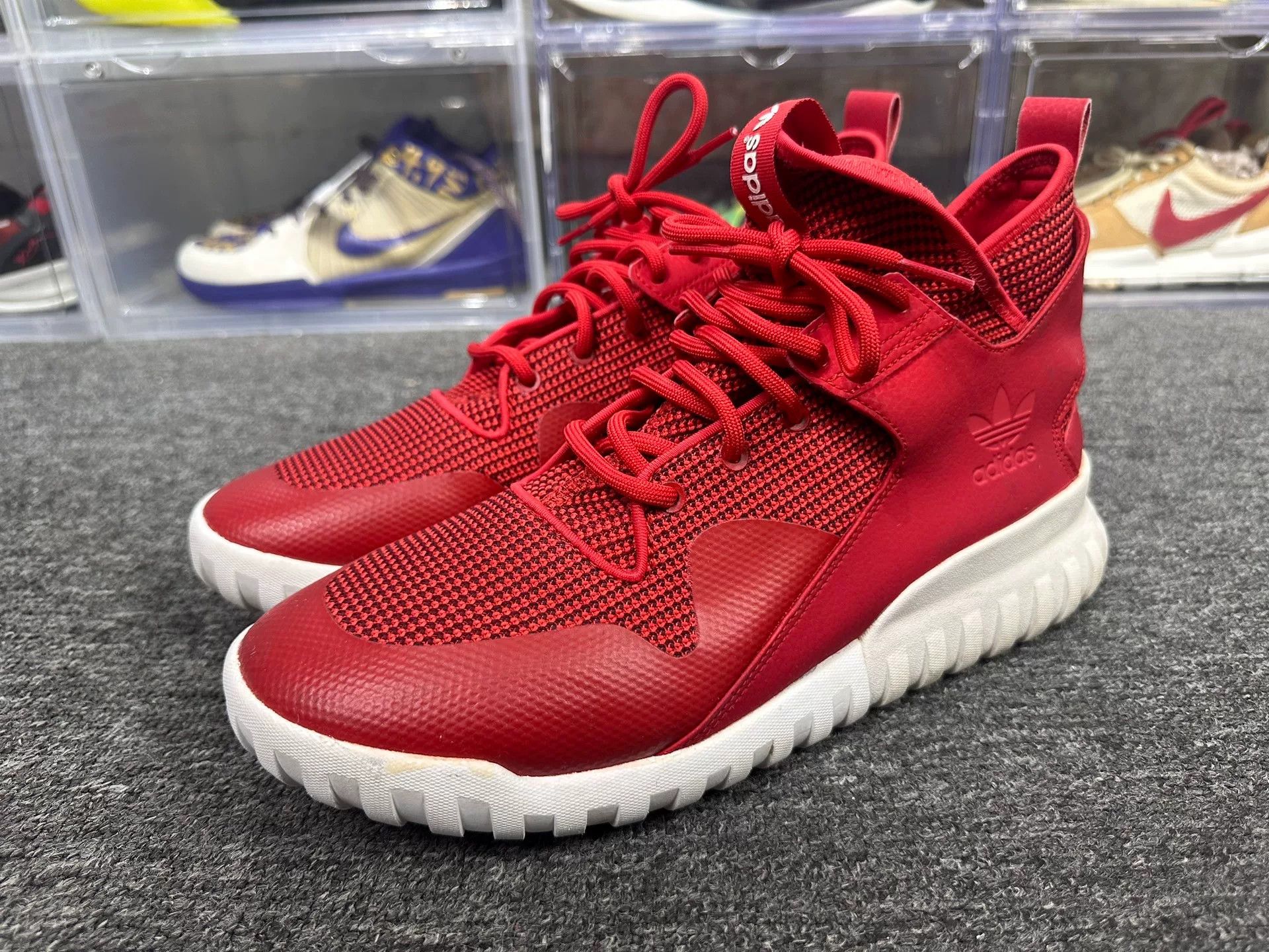 Adidas Adidas Casual Red Lowtop Sneakers 11.5 Men Size US 11.5 / EU 44-45 - 1 Thumbnail