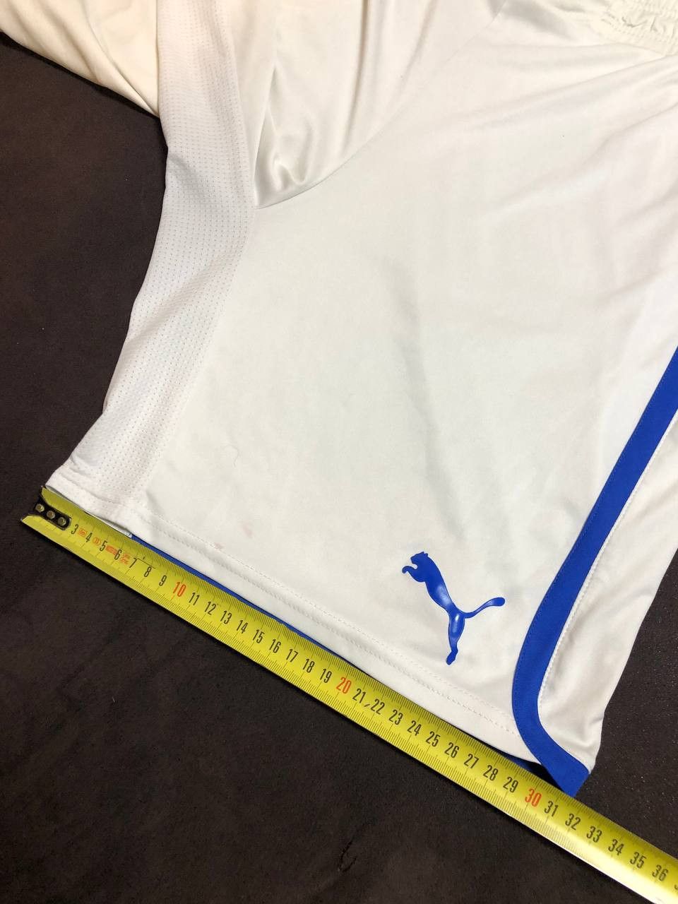 Puma ITALY HOME FOOTBALL SOCCER SHORTS PUMA Size US 34 / EU 50 - 10 Thumbnail