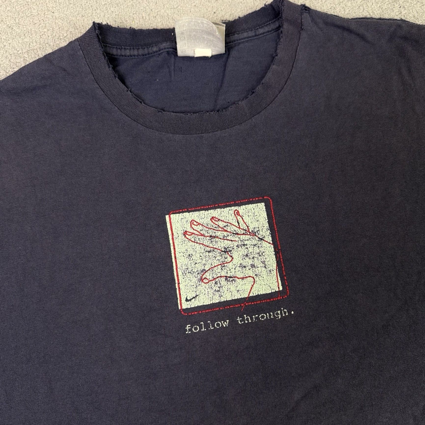 Nike VINTAGE Nike Shirt Mens L Blue Basketball Swoosh Follow Through Distressed L Size US L / EU 52-54 / 3 - 2 Thumbnail
