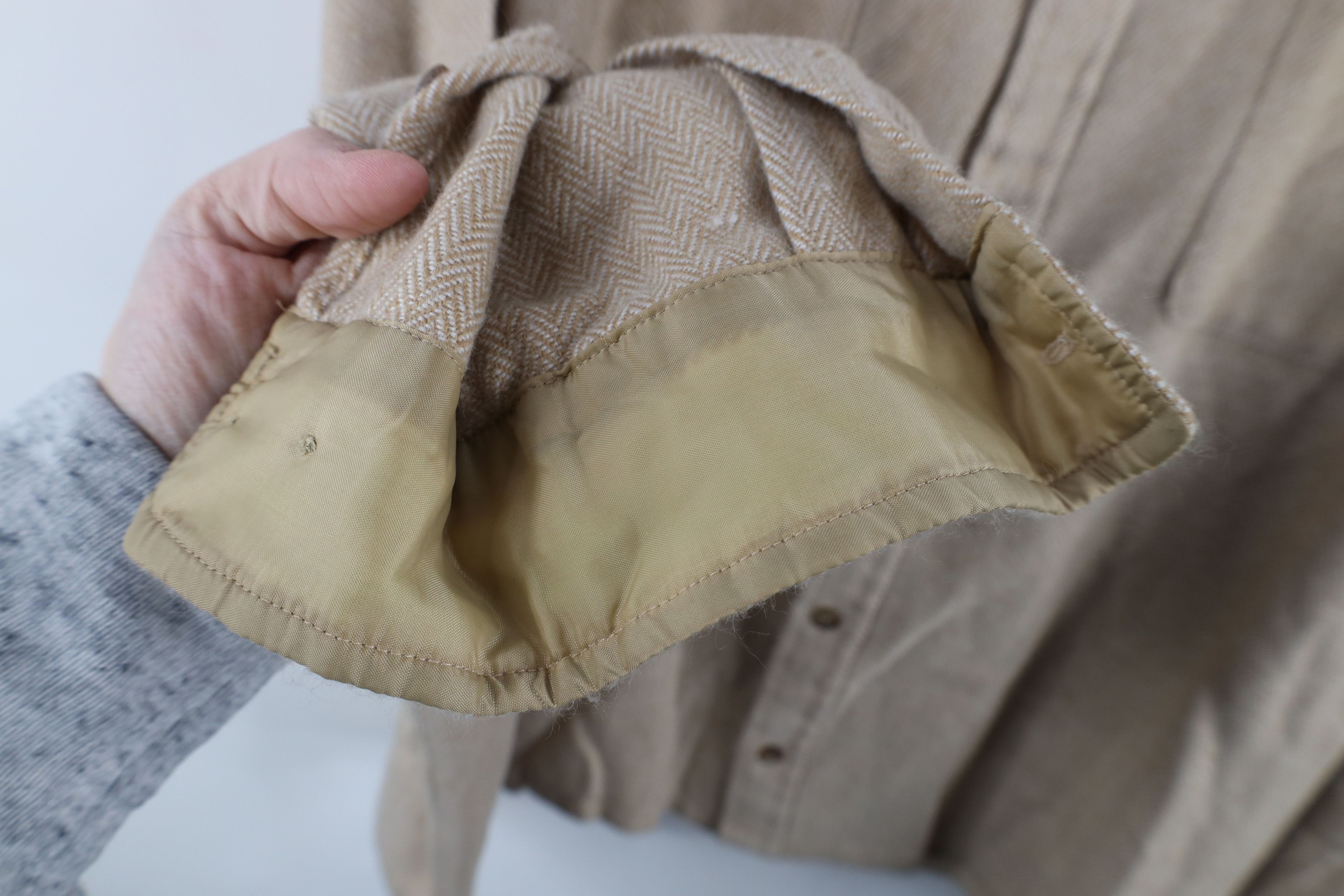 Vintage Vintage 90s Streetwear Herringbone Collared Button Shirt Size US XL / EU 56 / 4 - 7 Thumbnail