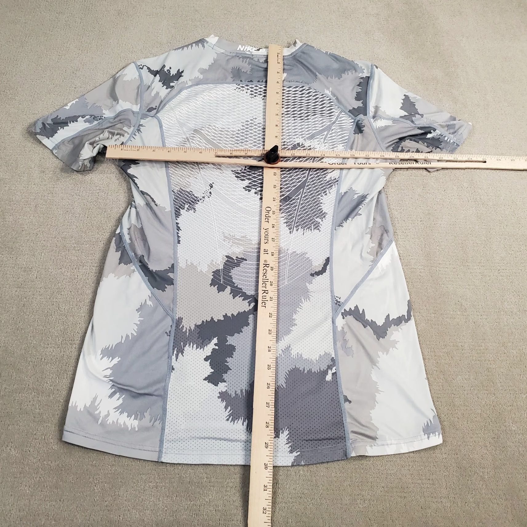 Nike Nike Pro Hypercool Shirt Mens M Gray Camo Fitted Performance Stretch 801805 Size US M / EU 48-50 / 2 - 7 Thumbnail