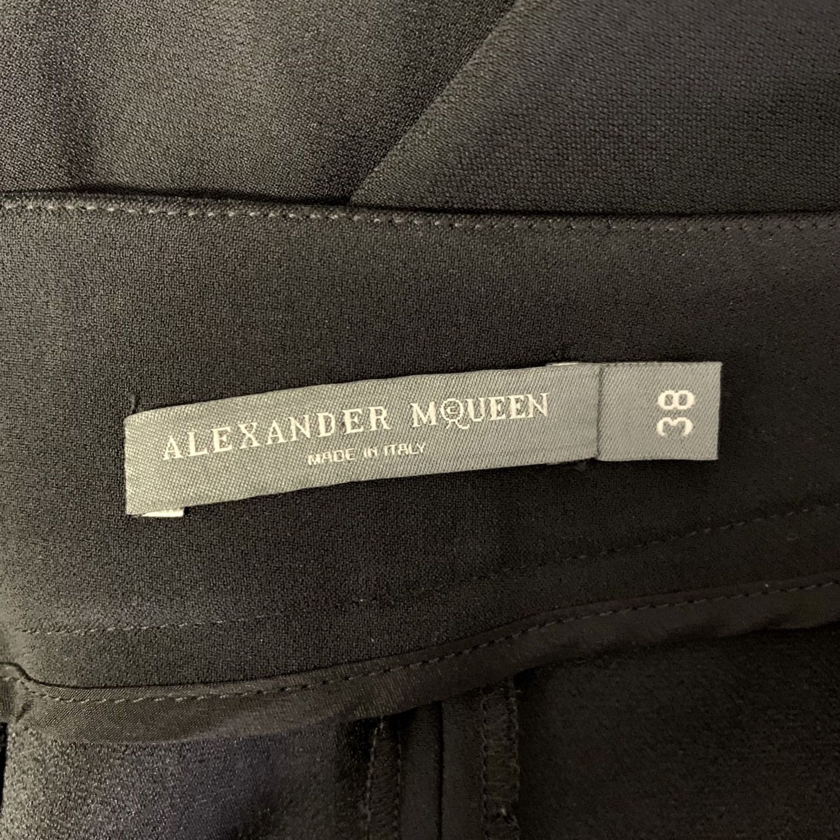 Alexander McQueen ALEXANDER MCQUEEN Dress Pants Black Red Cuff Size 2 Women Size 26" / US 2 / IT 38 - 4 Thumbnail