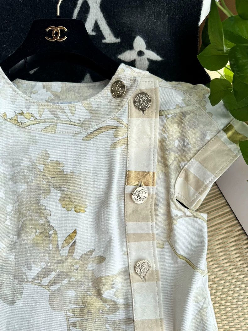 Chanel Chanel Greek series Double C gold coin buckle floral stitch Size XXS / US 00 / IT 34 - 3 Thumbnail