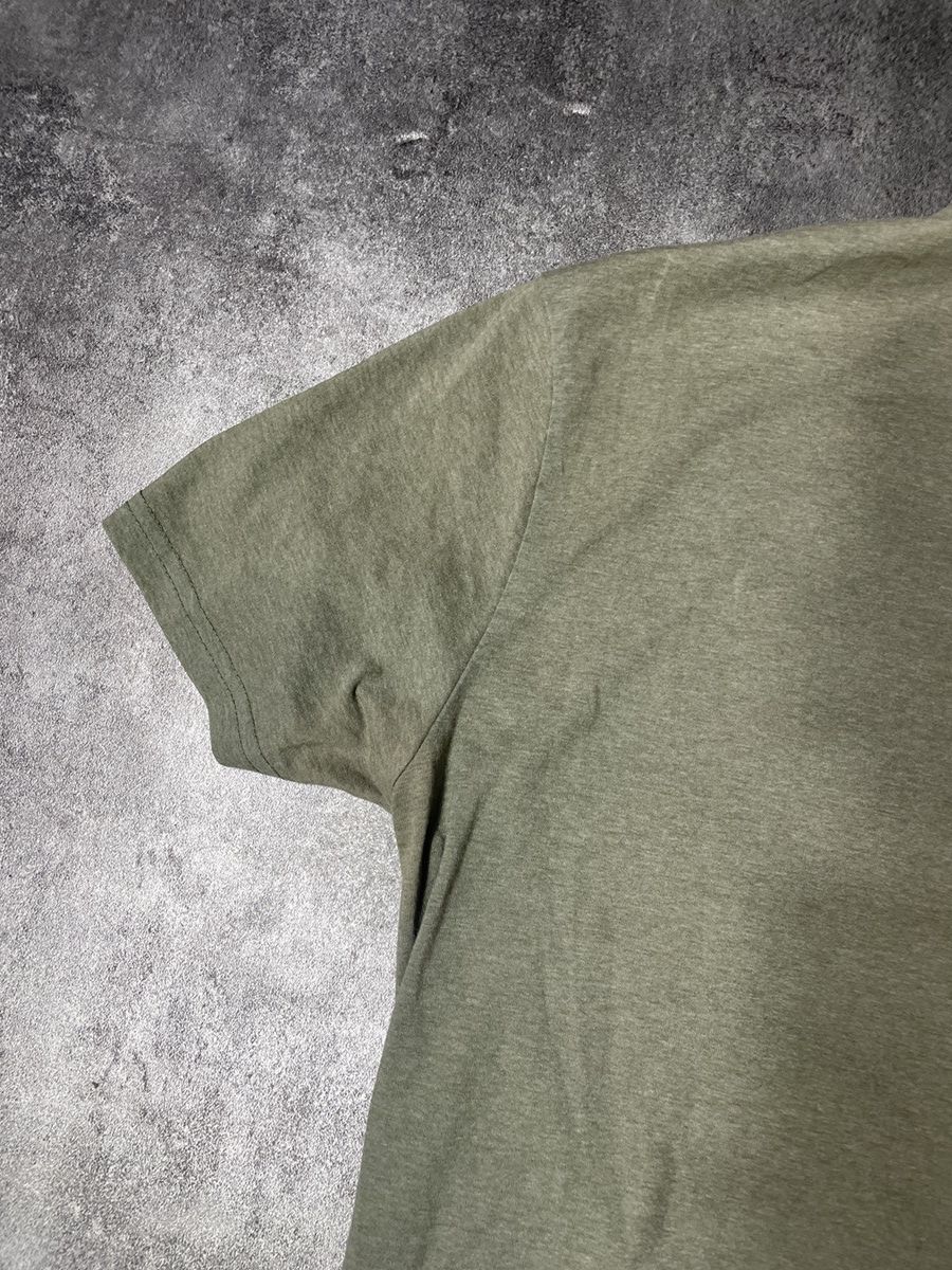 Asics 🔥Offers🔥Asics Vintage Y2K Tee Center Logo Outdoor Life Size US M / EU 48-50 / 2 - 8 Thumbnail