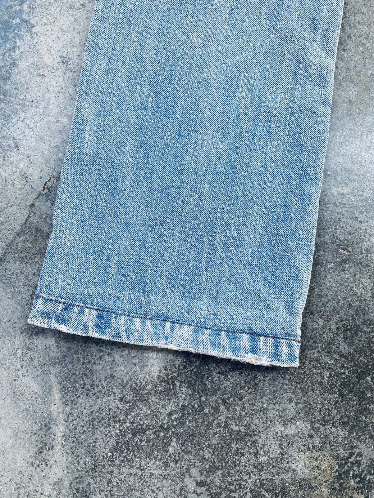 Japanese Brand Vintage Daily News Eyelet Distressed Denim Pants Size US 30 / EU 46 - 24 Thumbnail