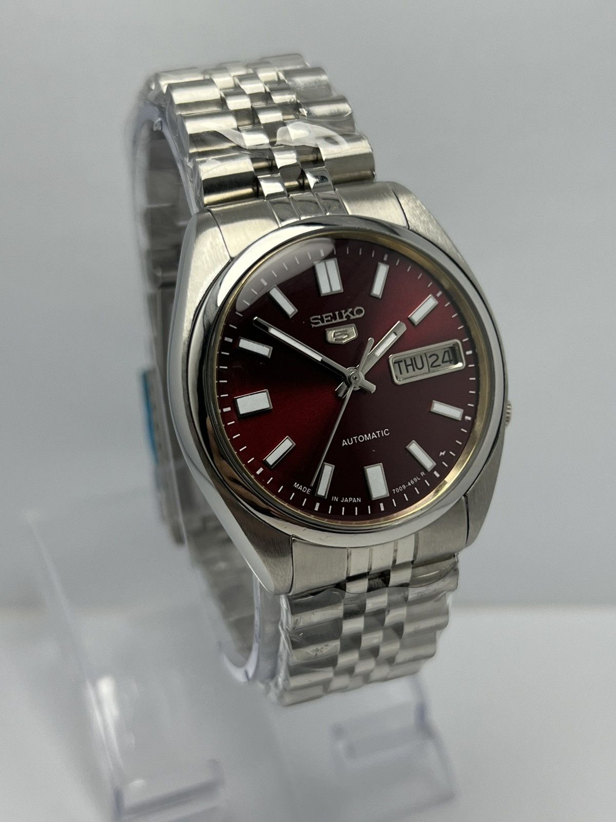 Seiko Seiko 5 Automatic Baton Dial Wrist Watch Day/Date Japan Size 36 - 9 Thumbnail