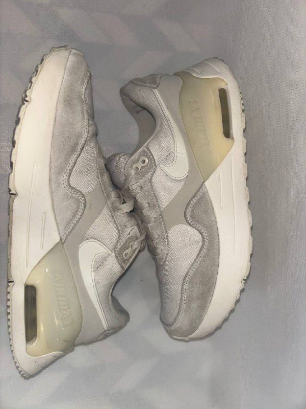 Nike WOMEN'S SNEAKERS NIKE AIR MAX SYSTM WHITE/GREY DZ1637-001 Size US 8.5 / IT 38.5 - 4 Thumbnail