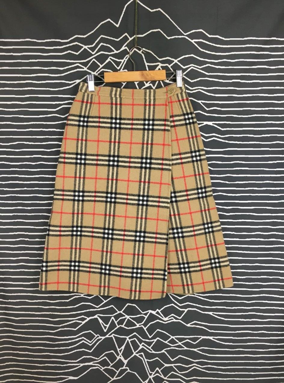 Burberry Vtg Burberry Nova Check Wool Blend Wrap Skirt Size M Size 24" / US 00 / IT 34 - 2 Thumbnail