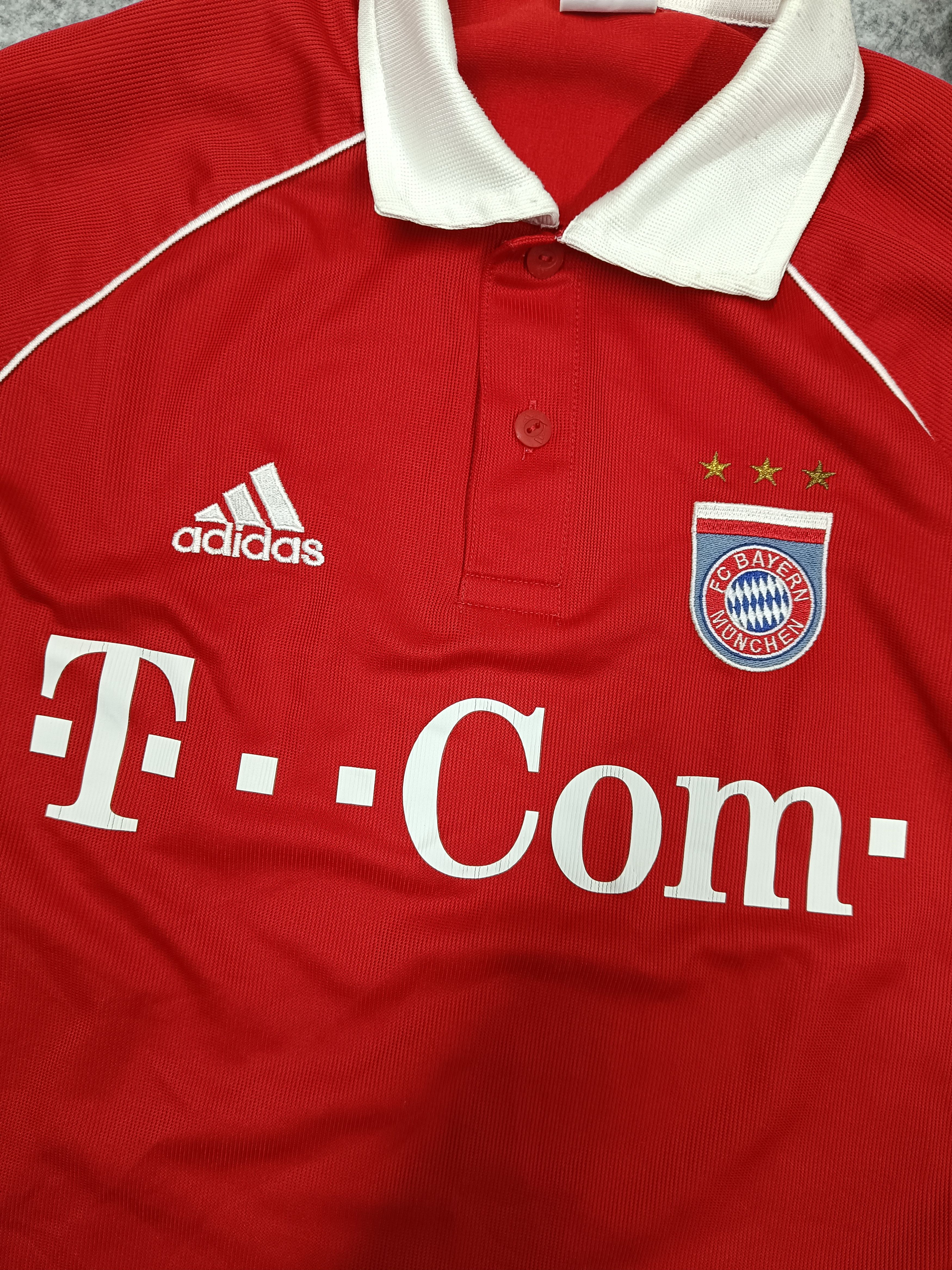 Adidas FC Bayern Munich Lizarazu 69 Red Football Size US M / EU 48-50 / 2 - 3 Thumbnail