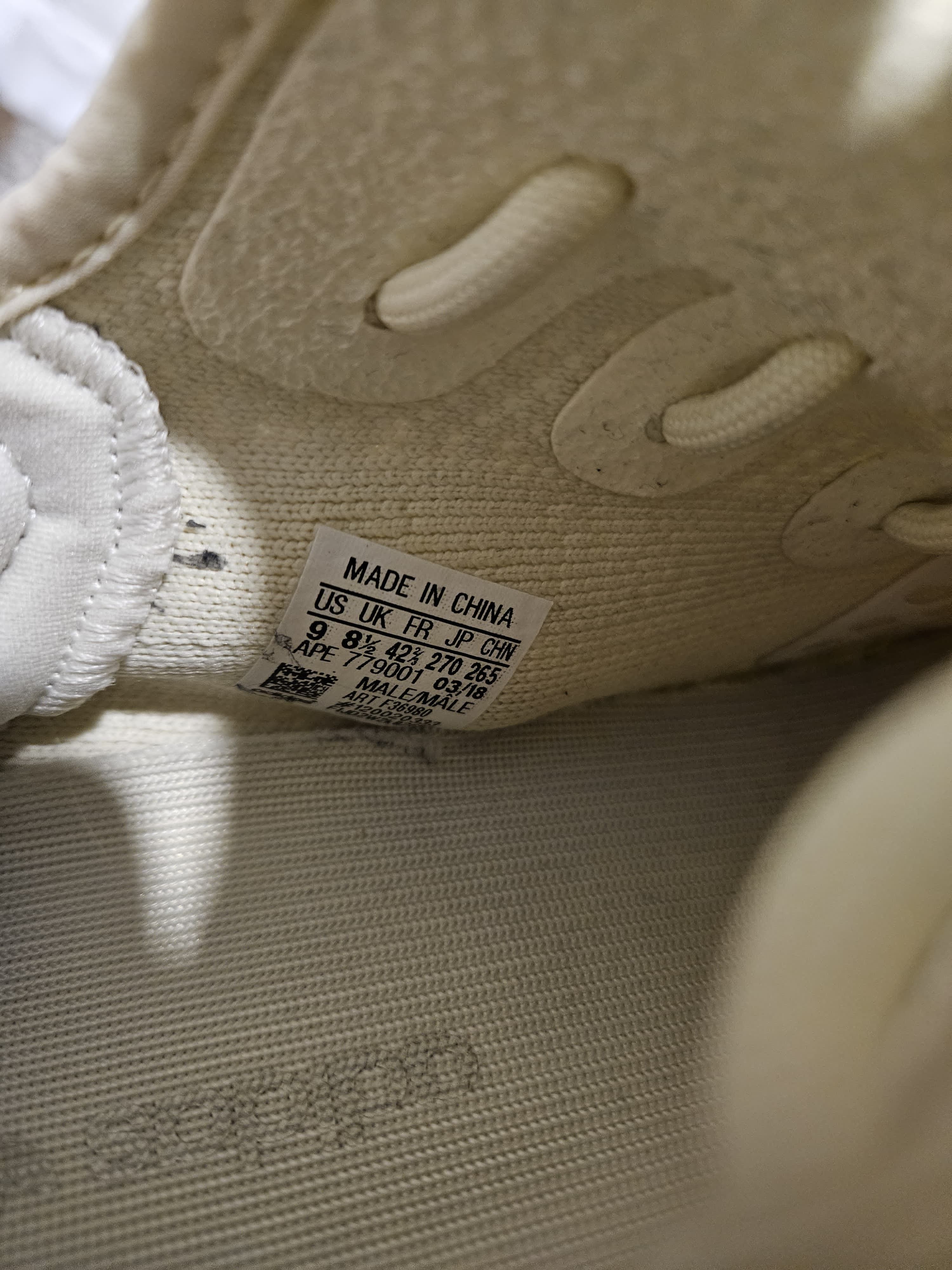 Adidas Adidas Yeezy Boost 350 V2 Butter Size US 9 / EU 42 - 7 Thumbnail