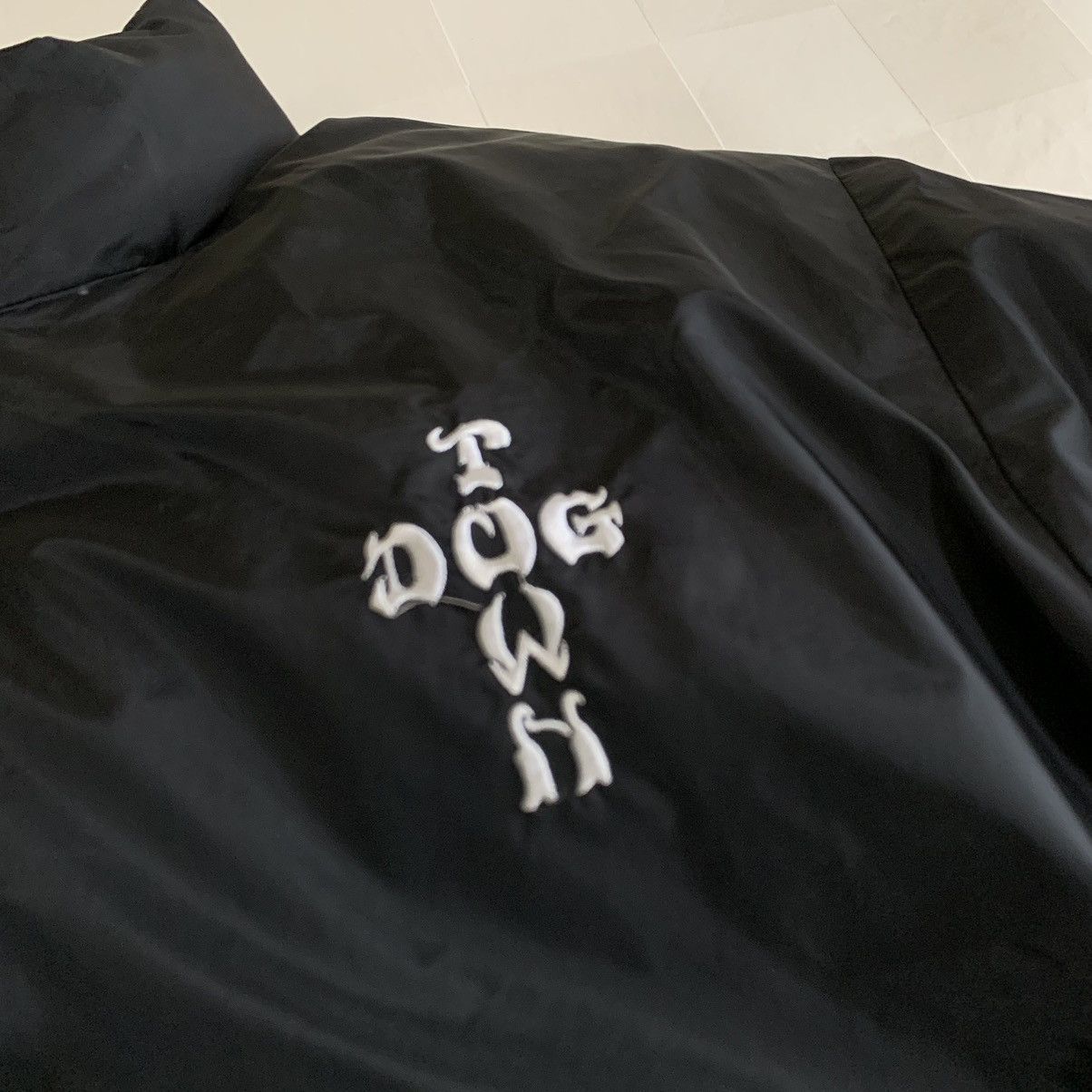 Dogtown Vtg Dogtown Big Cross Logo Reversible Puffer Jackets Black Size US L / EU 52-54 / 3 - 4 Thumbnail
