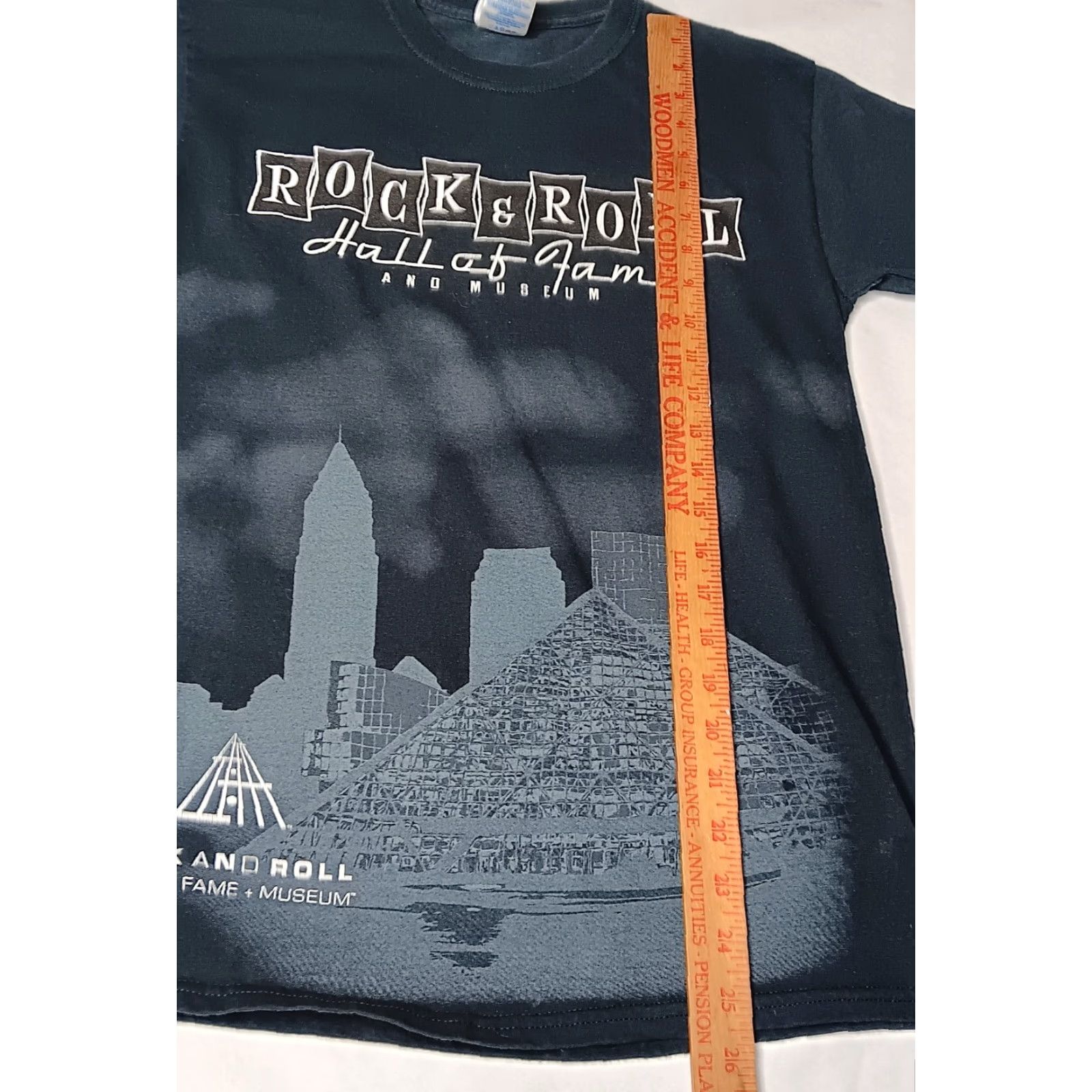 Vintage Rock n Roll Hall of Fame Museum Shirt Adult Small Black Inductees 2012 Men Size US S / EU 44-46 / 1 - 6 Thumbnail