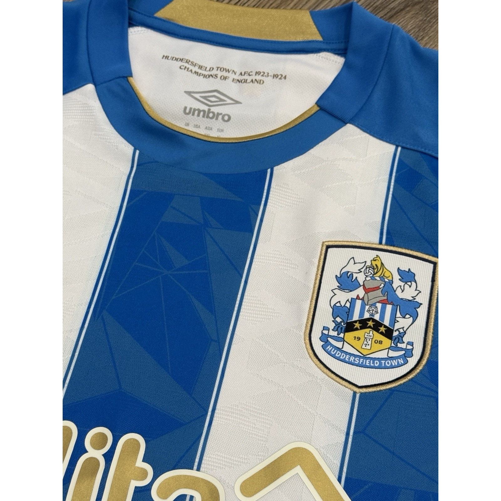 Umbro Umbro Huddersfield Town A.F.C 2023 Men’s XL Home Jersey Size US XL / EU 56 / 4 - 5 Thumbnail