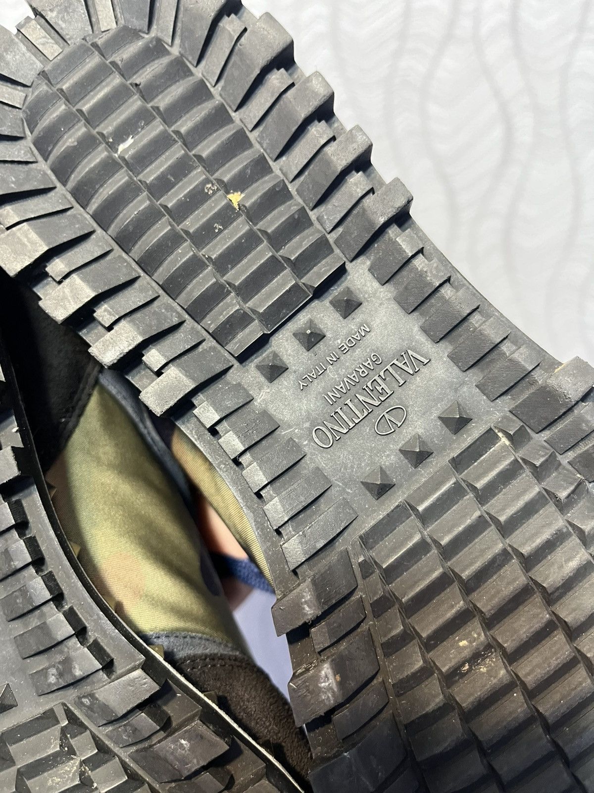 Valentino Valentino Garavani Rockrunner Camo Suede Leather Sneakers Size US 10 / EU 43 - 12 Thumbnail