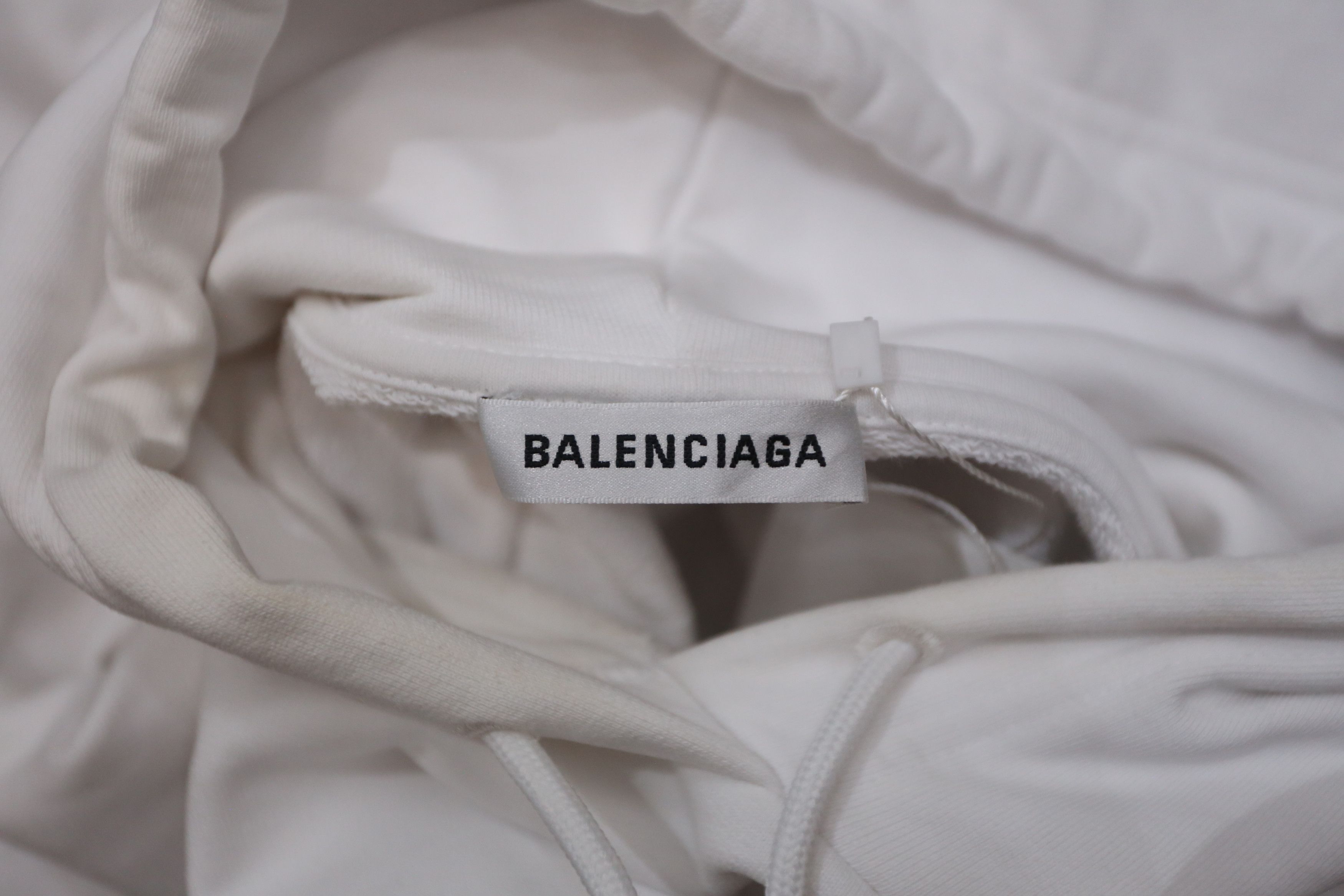 Balenciaga Balenciaga - Back Logo Hoodie Size US M / EU 48-50 / 2 - 9 Thumbnail